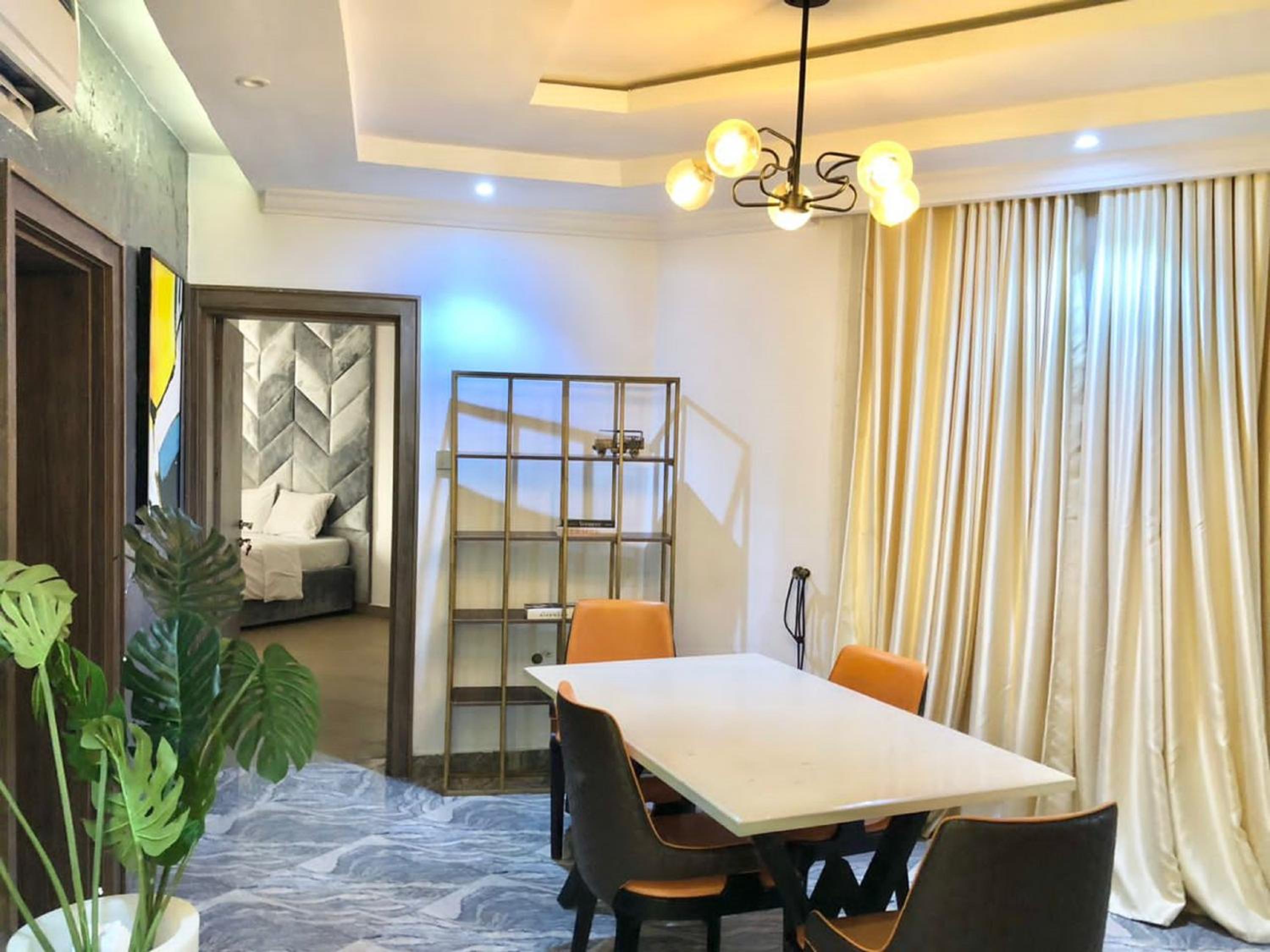 Elegant 3 Bedroom Apartment view 5