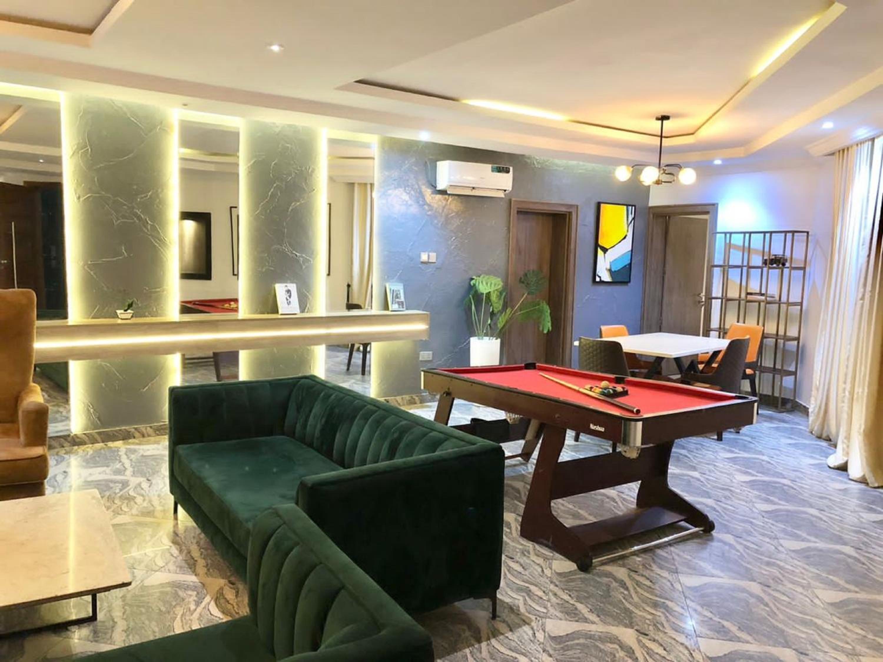 Elegant 3 Bedroom Apartment view 2