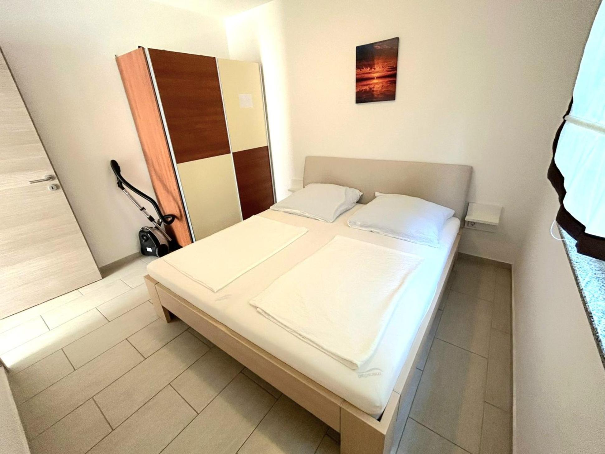 Apartments Adria