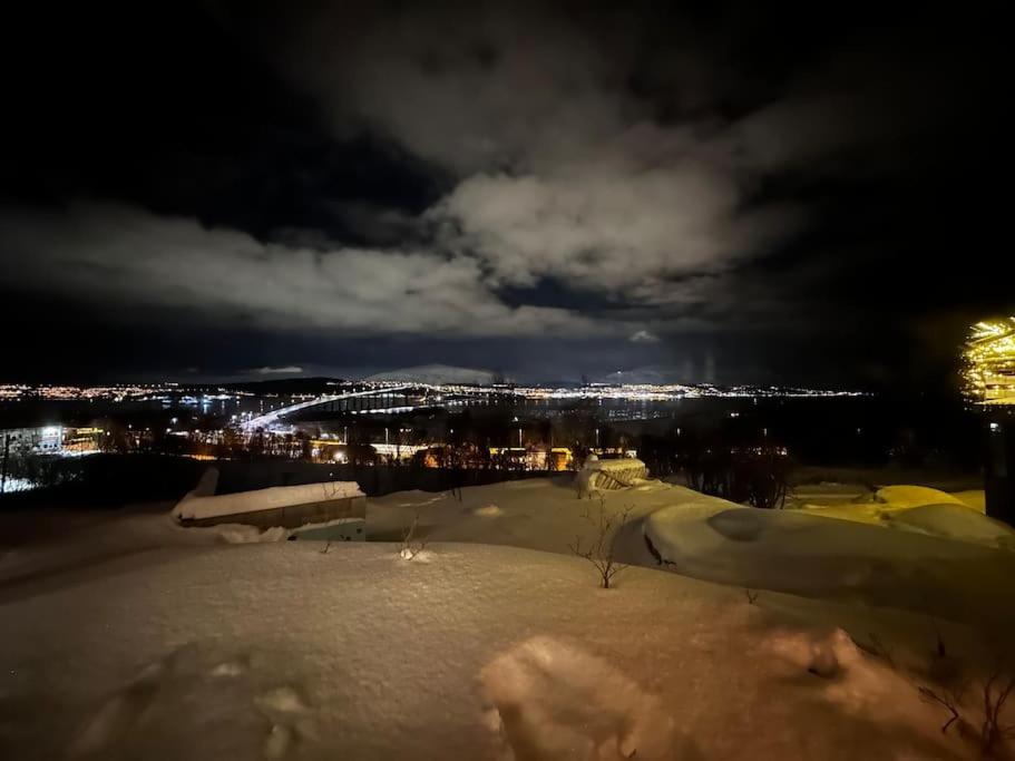 Leilighet med 1 soverom i Tromsø/Kvaløysletta med flott beliggenhet og god utsikt. Kort vei til flyplass. view 4