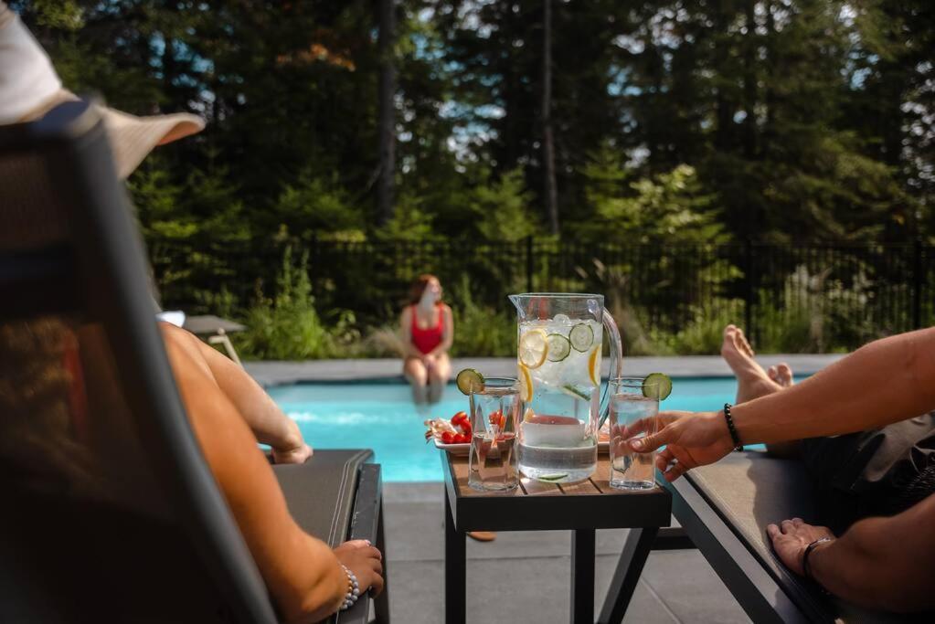 Chalet Red Deer Spa at Fiddler Lake