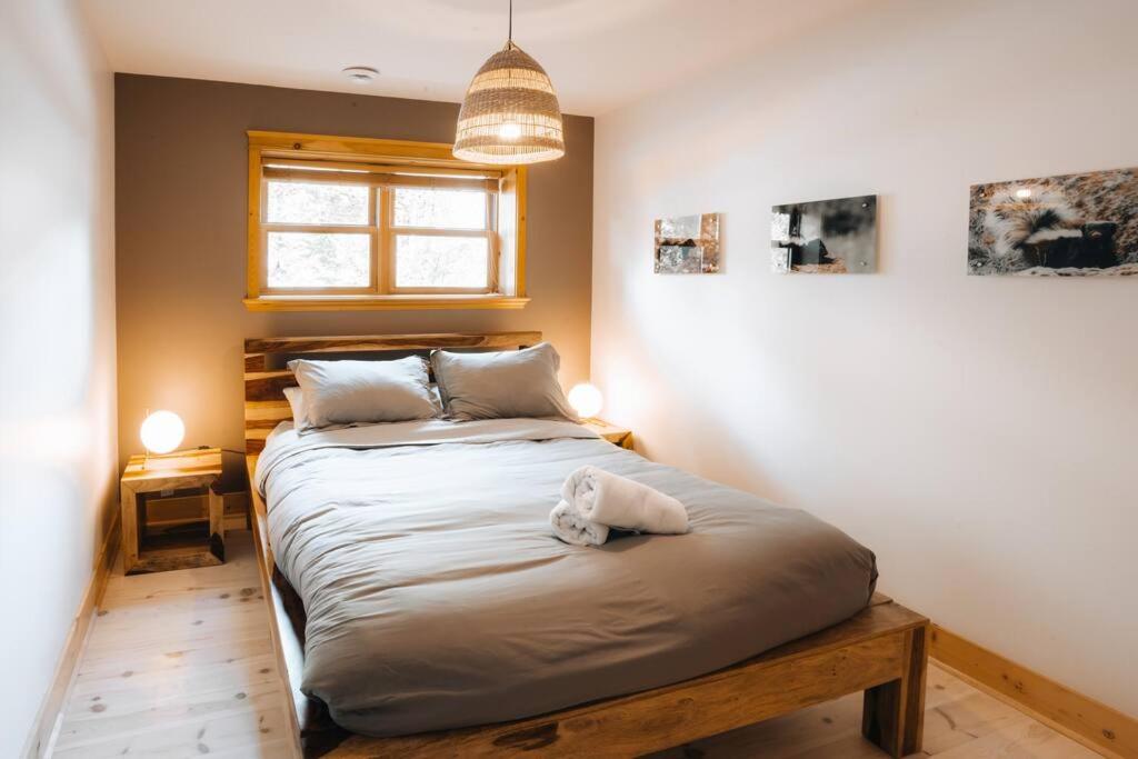 Chalet Red Deer Spa at Fiddler Lake
