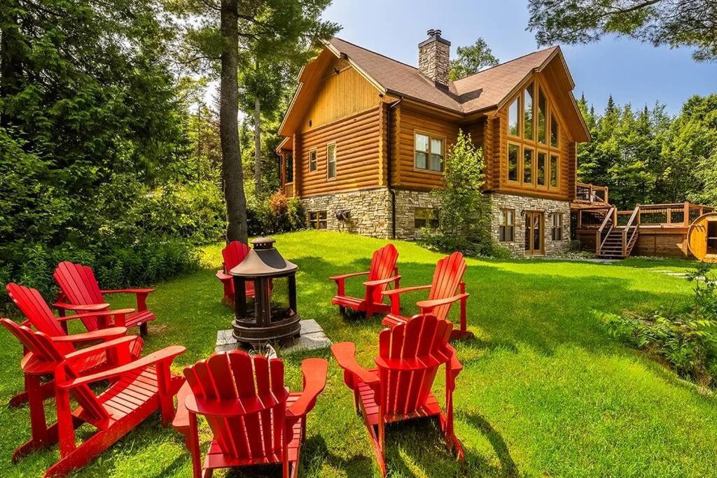 Chalet Red Deer Spa at Fiddler Lake