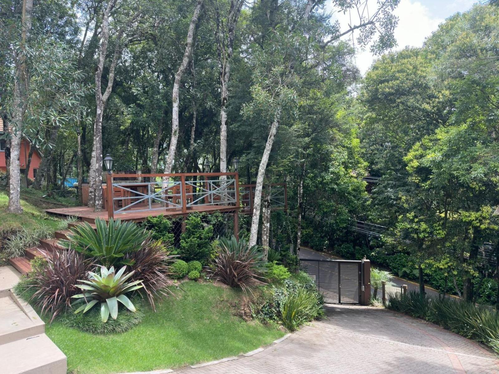 Belíssimo Apto com 3 suítes próximo ao Lago Negro