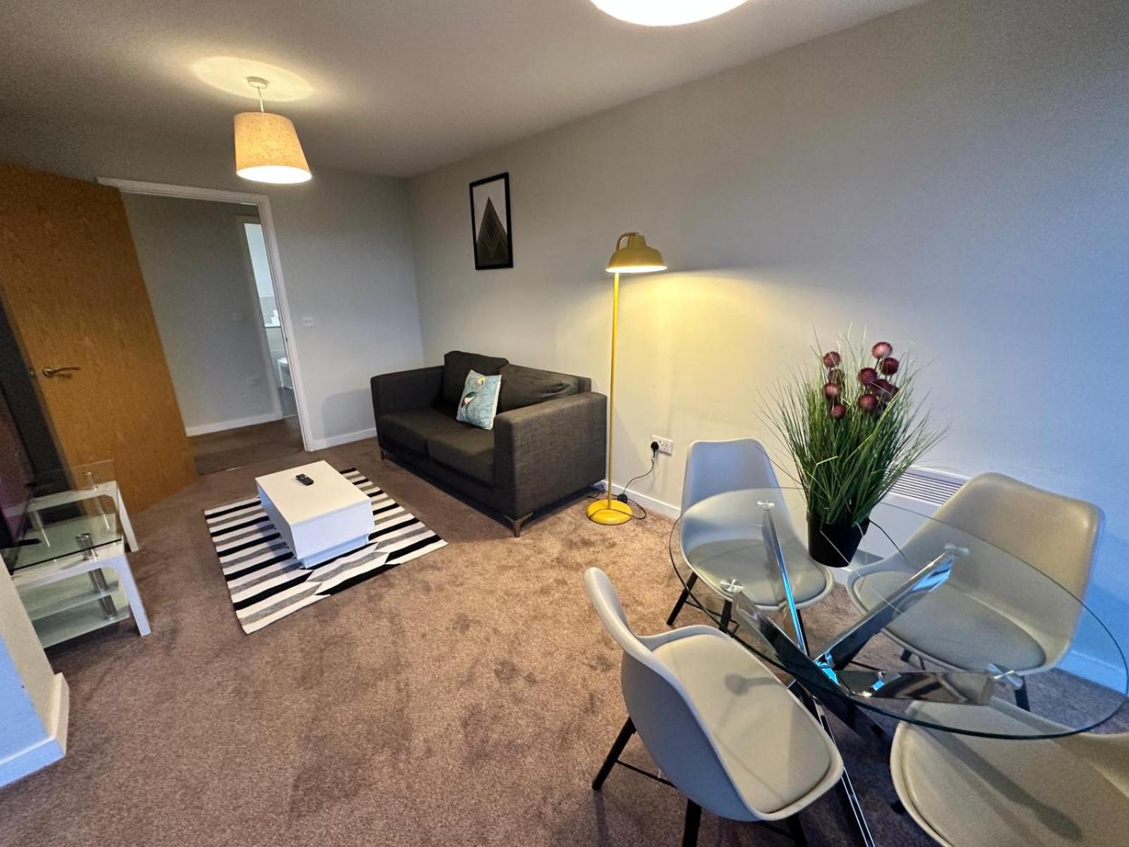 Adelphi Wharf Apartments by Beehosting
