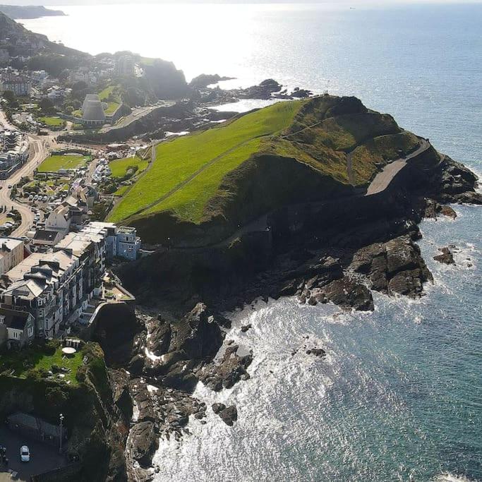 Sound of the Sea - Ilfracombe view 4