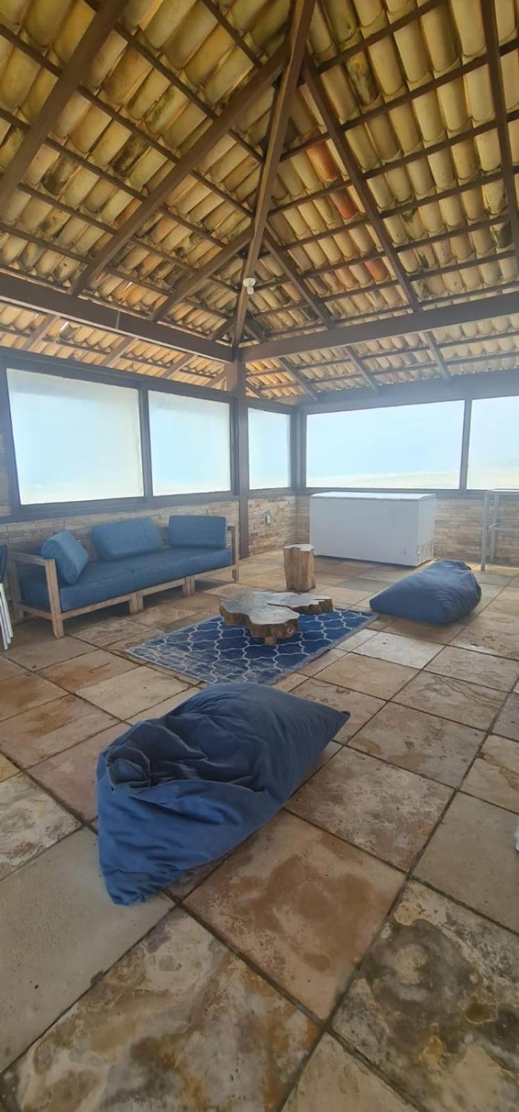 Casa Medalhão Pé na Areia