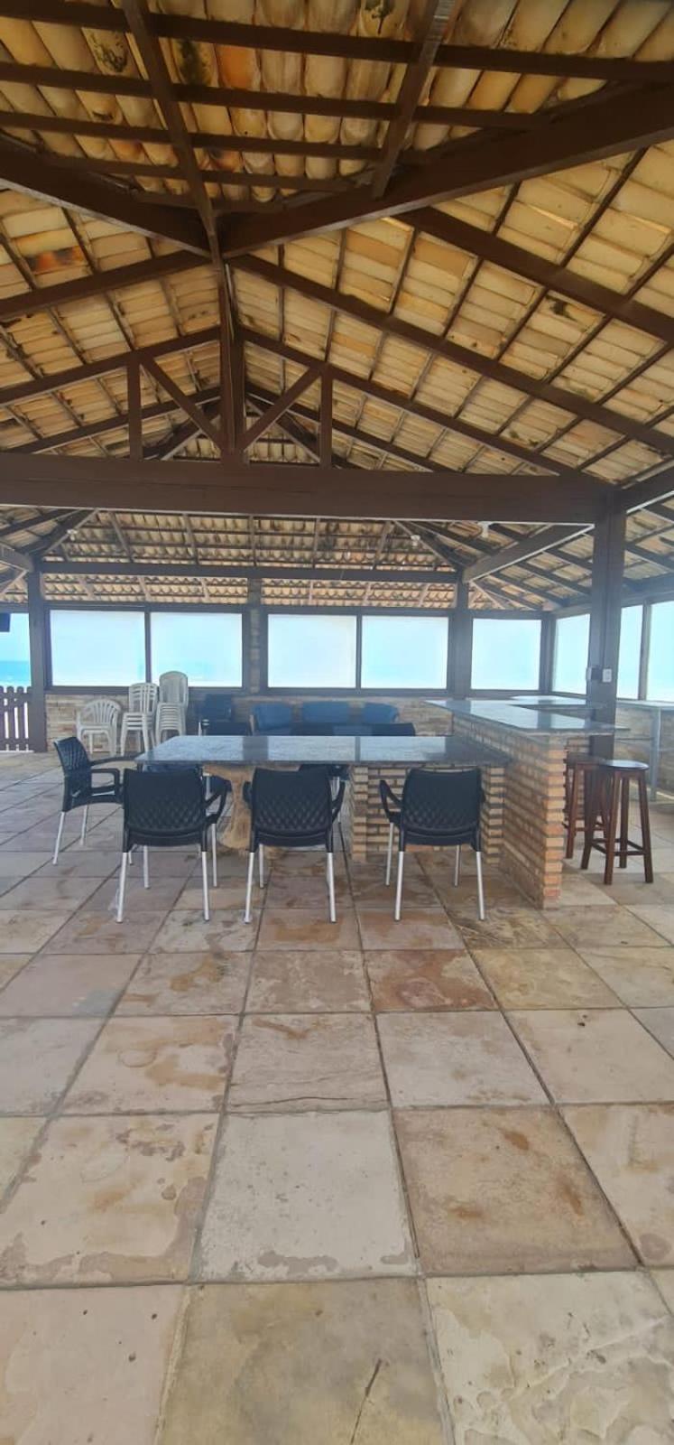 Casa Medalhão Pé na Areia