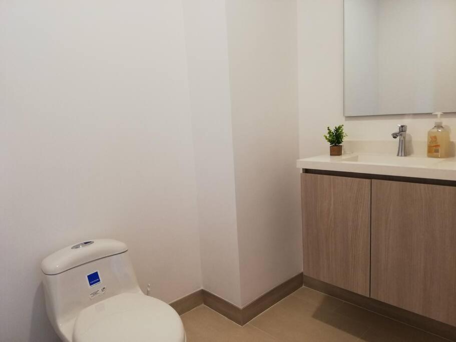 Amplio apartamento de 180 metros con terrazas con vista única cafetera en Armenia