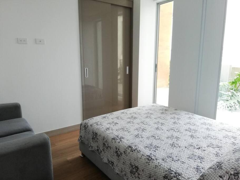 Amplio apartamento de 180 metros con terrazas con vista única cafetera en Armenia