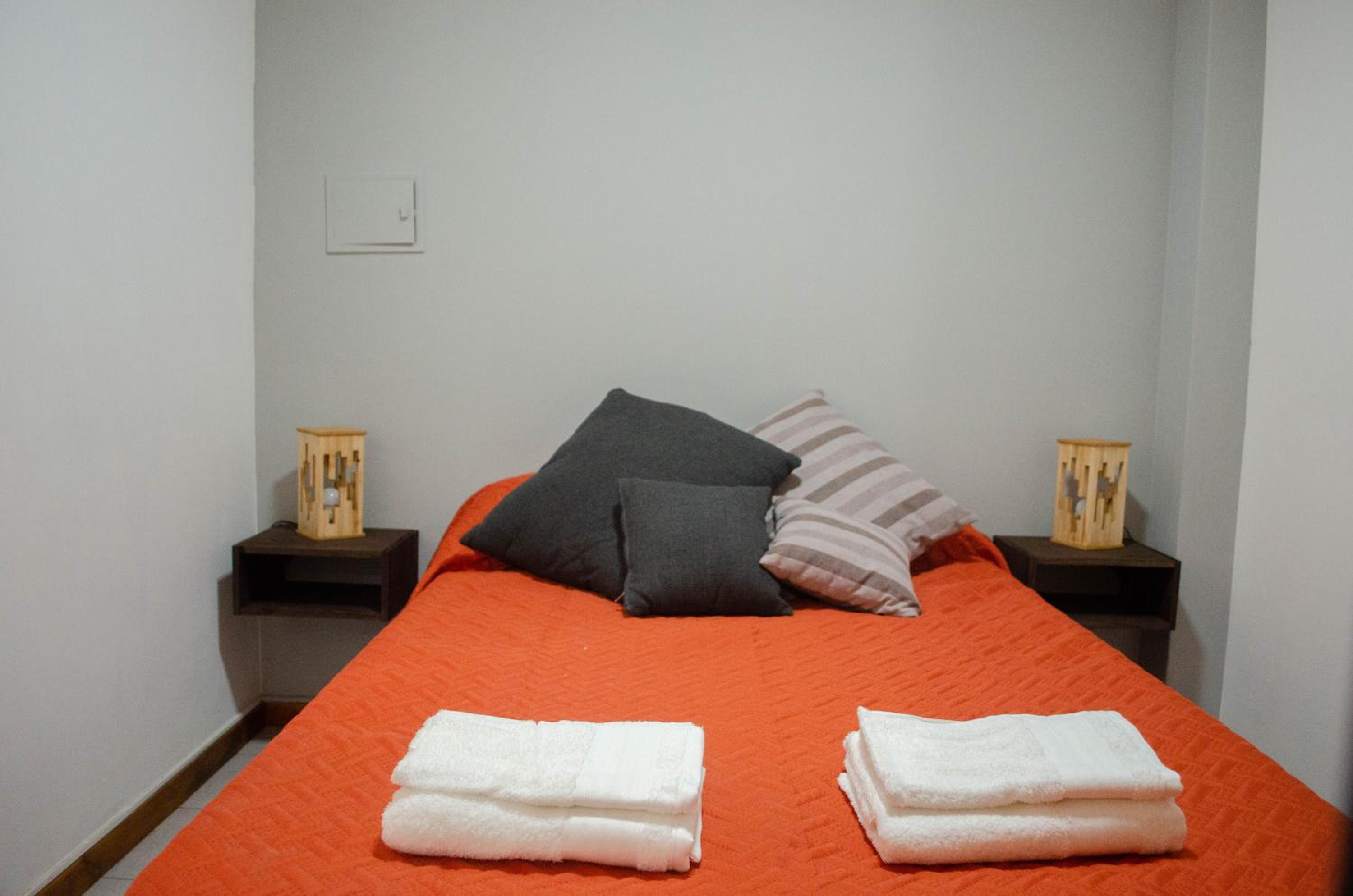 Departamento amoblado en pleno centro de Mendoza.