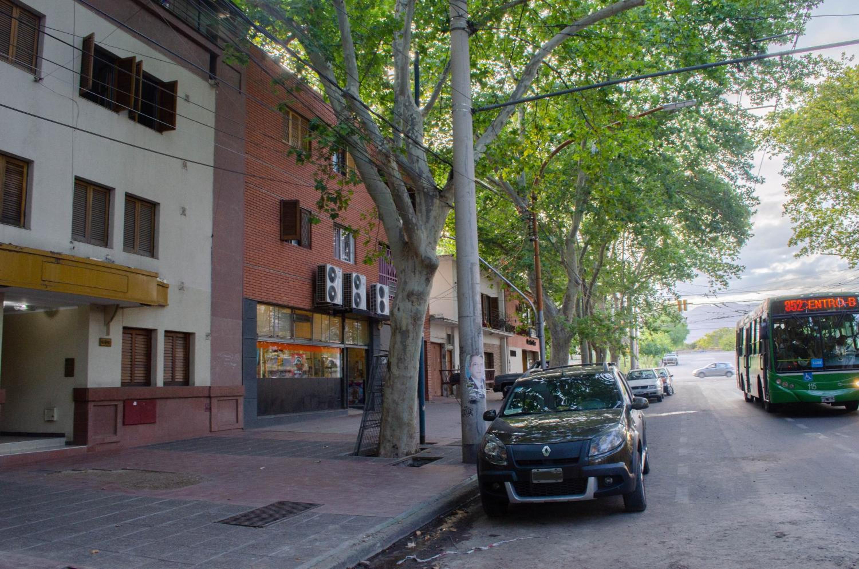 Departamento amoblado en pleno centro de Mendoza.