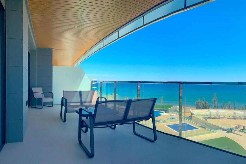 Luxe apartment San Juan beach, HEATED POOL. photo 2