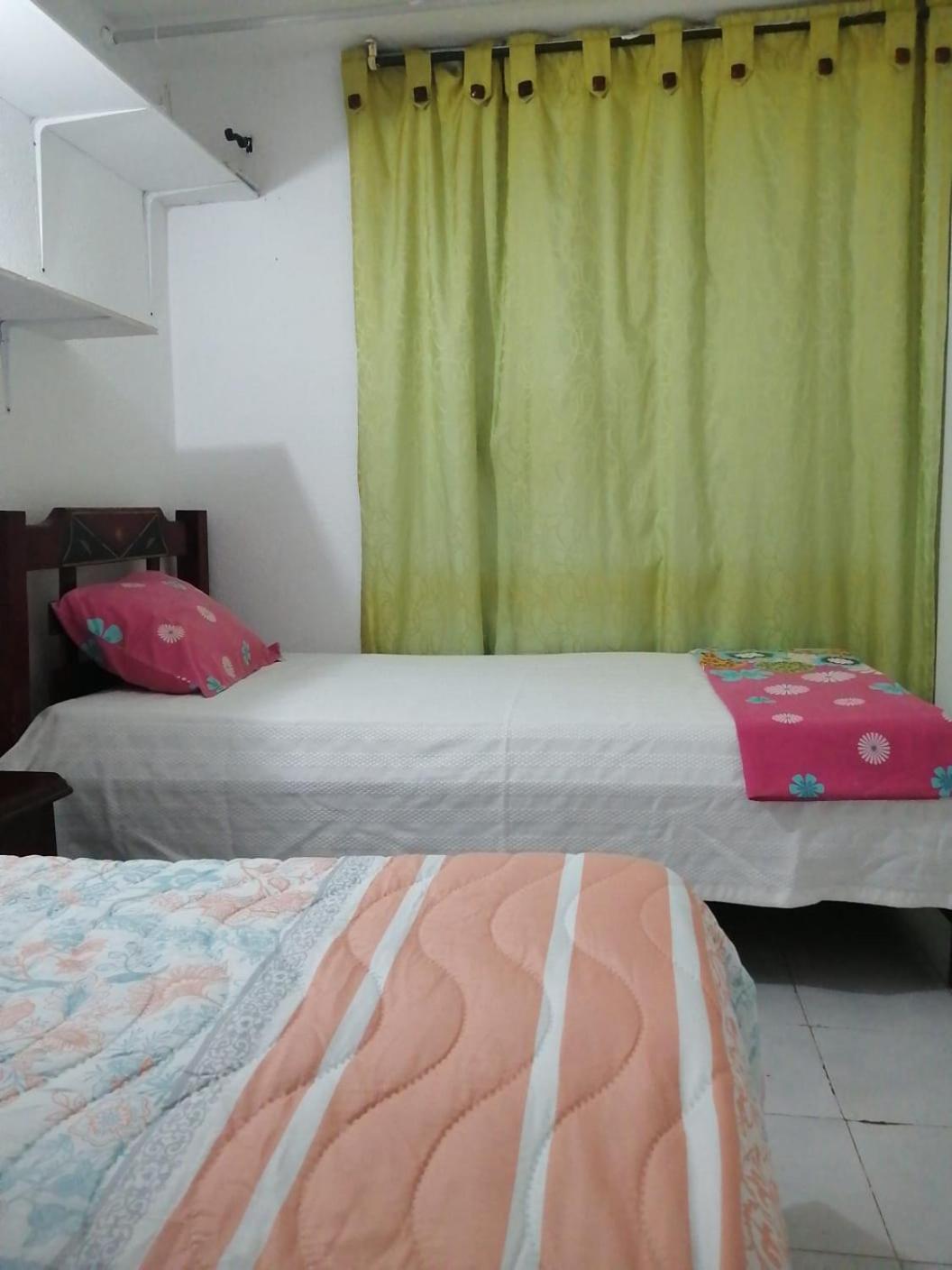 Habitación Privada, En Apartamento compartido solo con la propietaria.