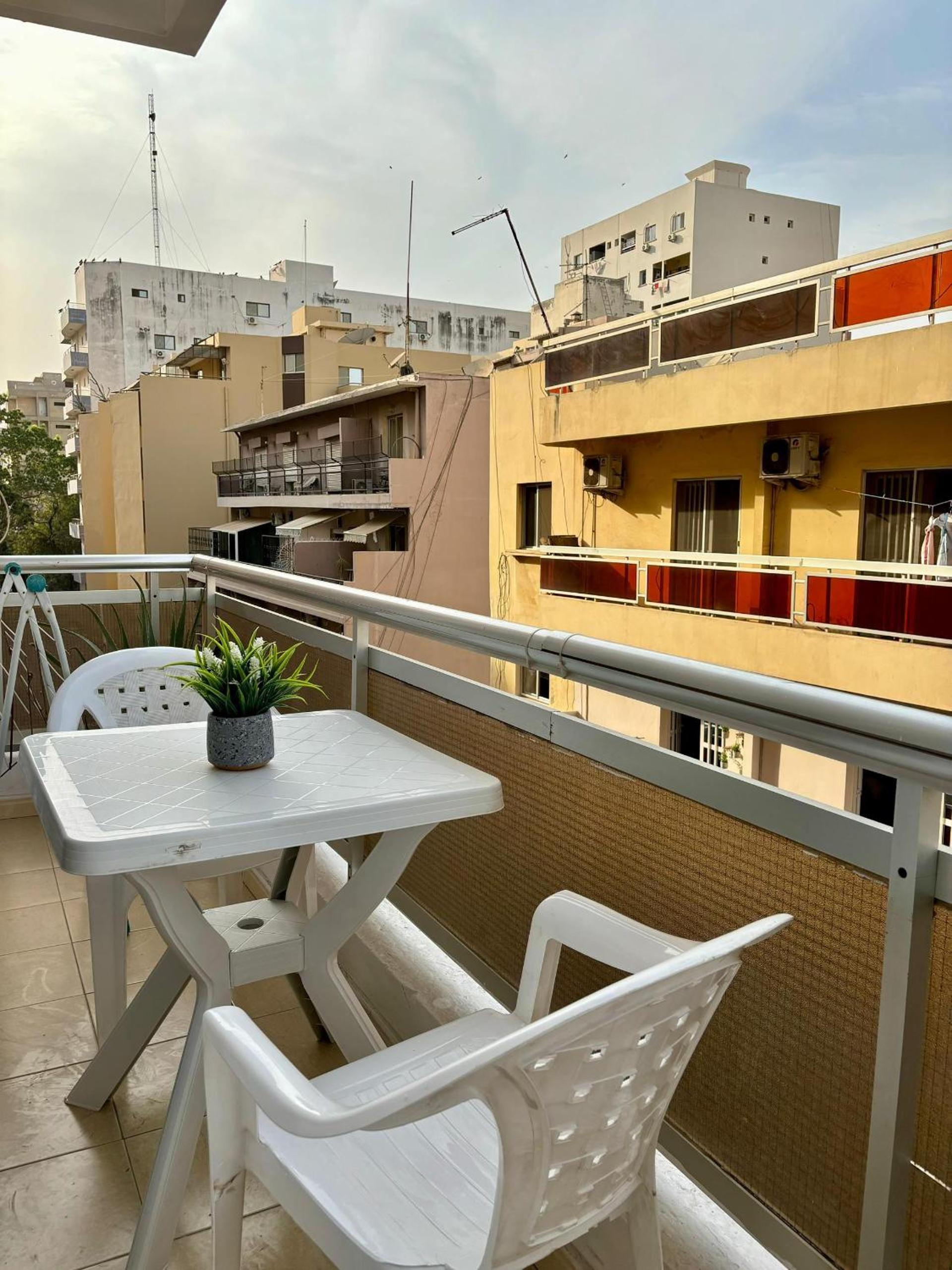 Le Dakar Roi - Studio Centre Ville Très Bien Situé view 2