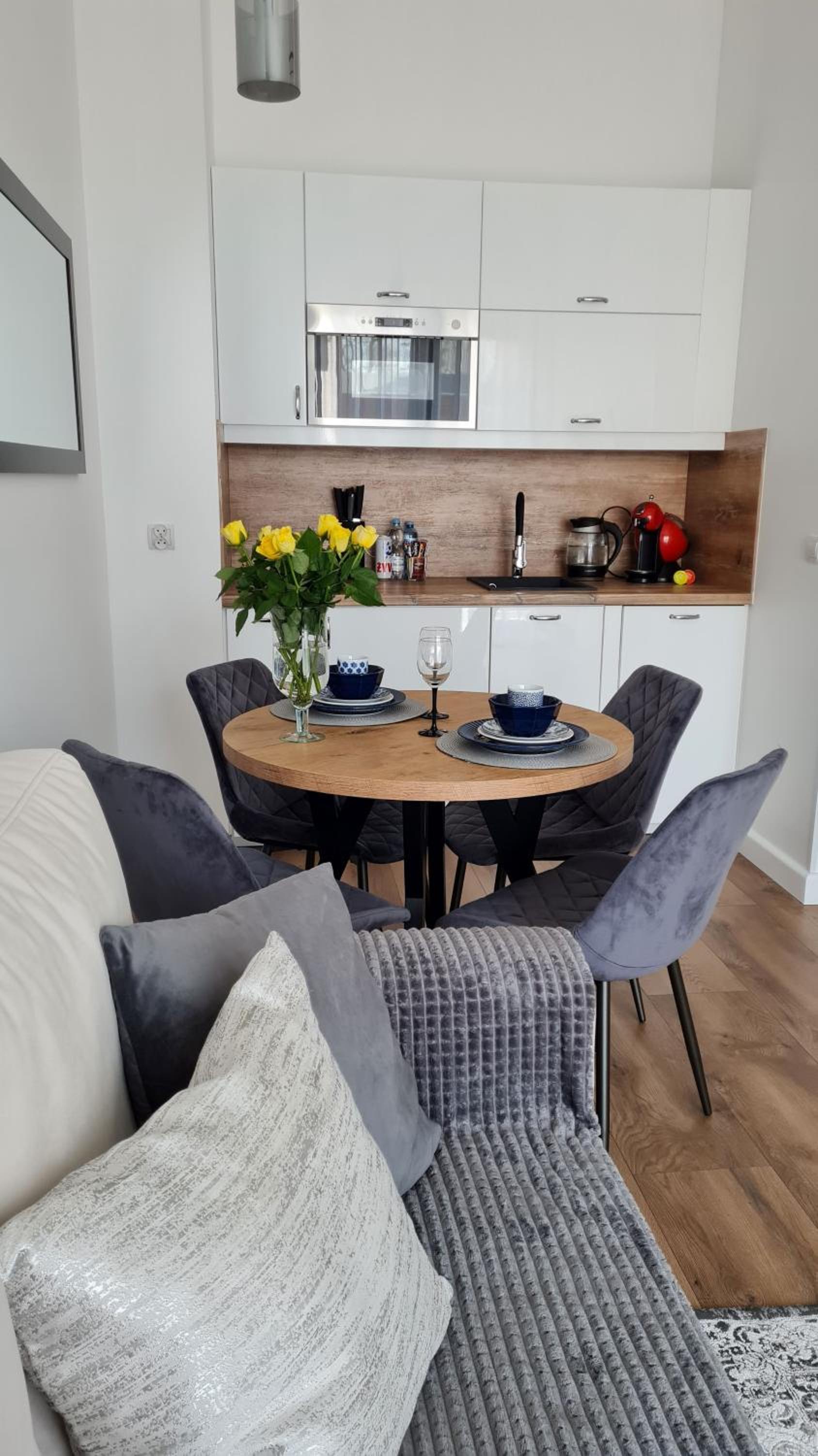DAIRA APARTMENTs
