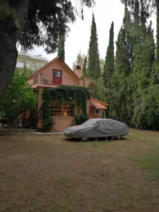 Villa with a big garden