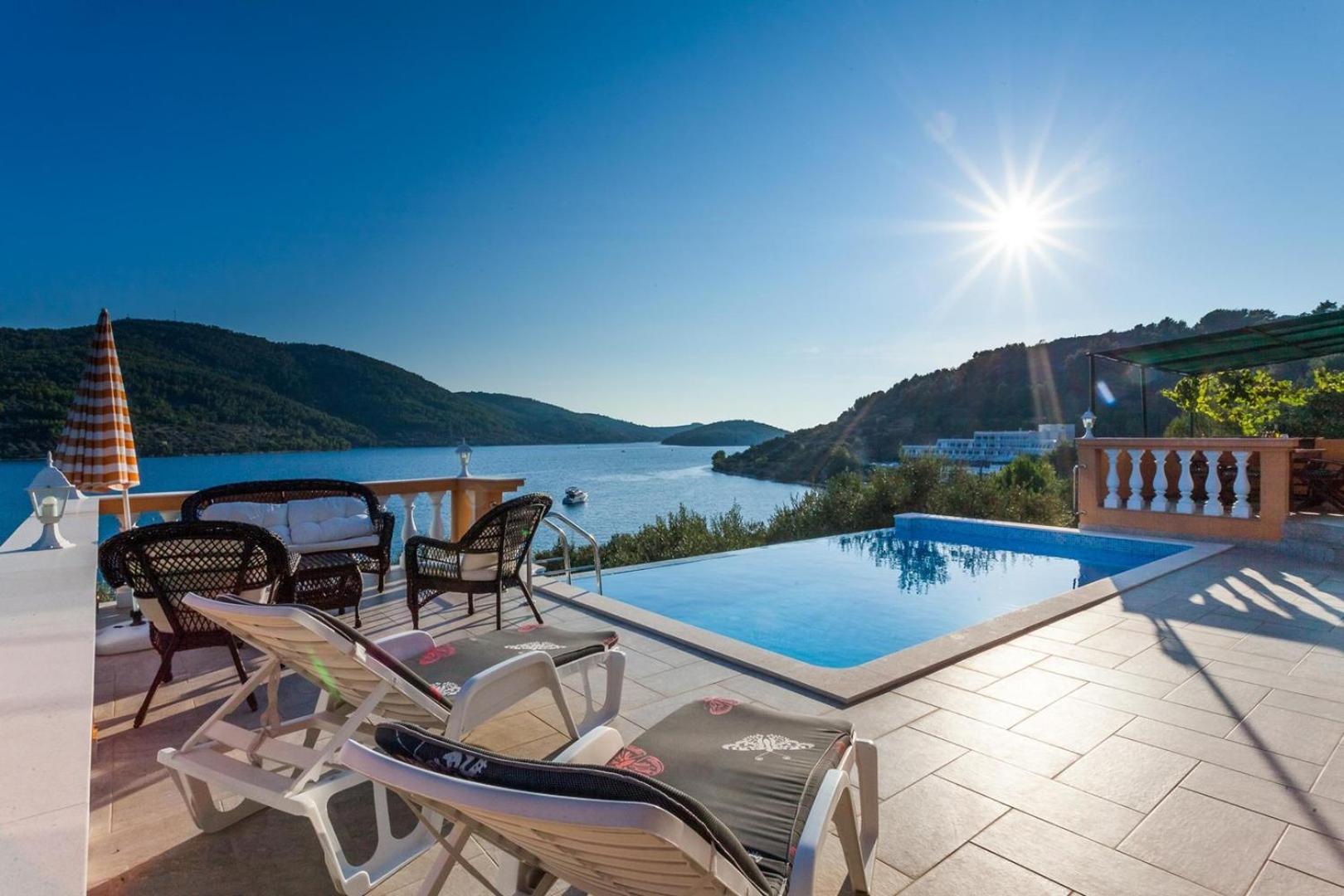 Holiday Home Nina Plitvine