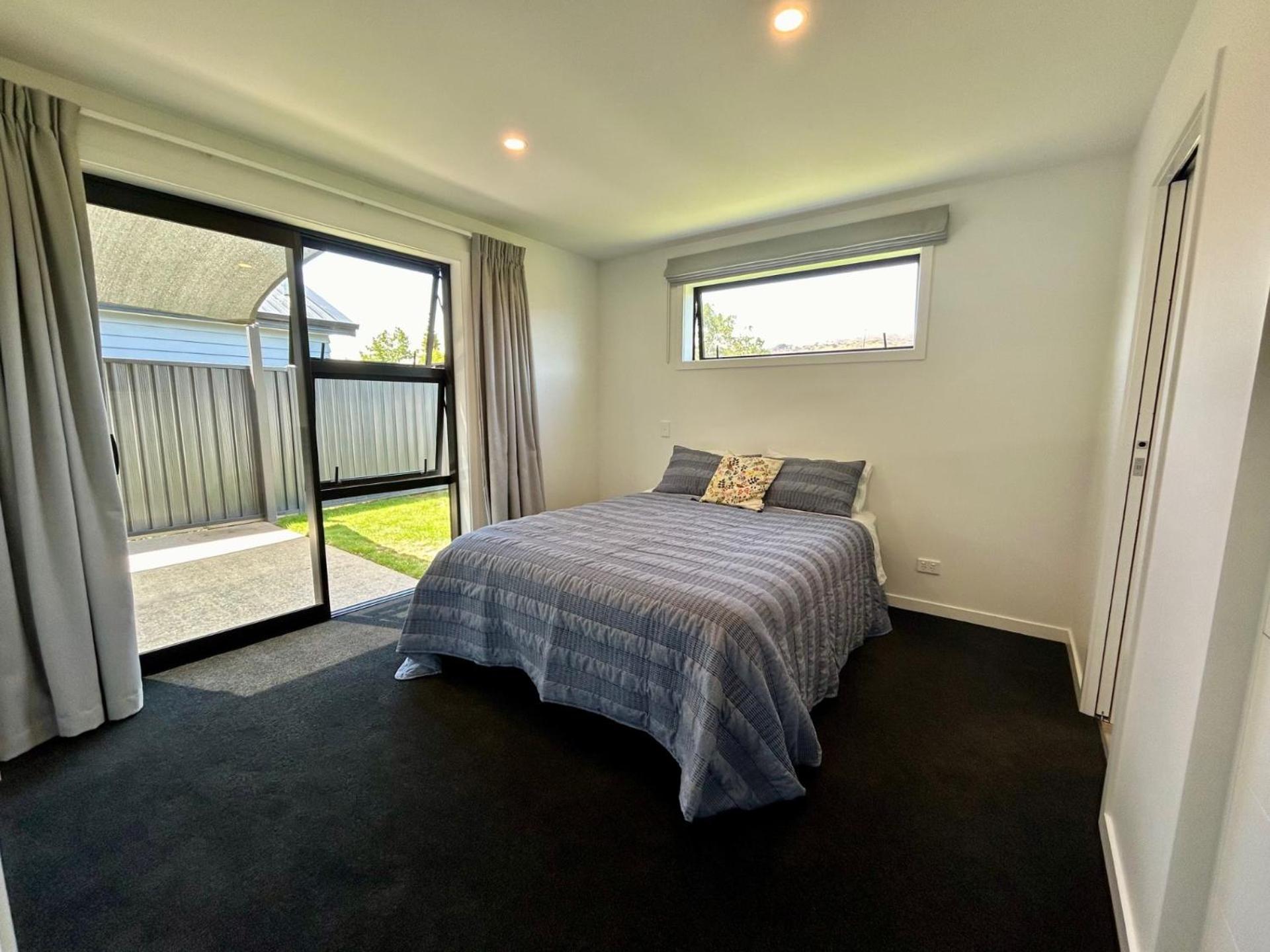 Modern Family Pad In Cromwell view 4