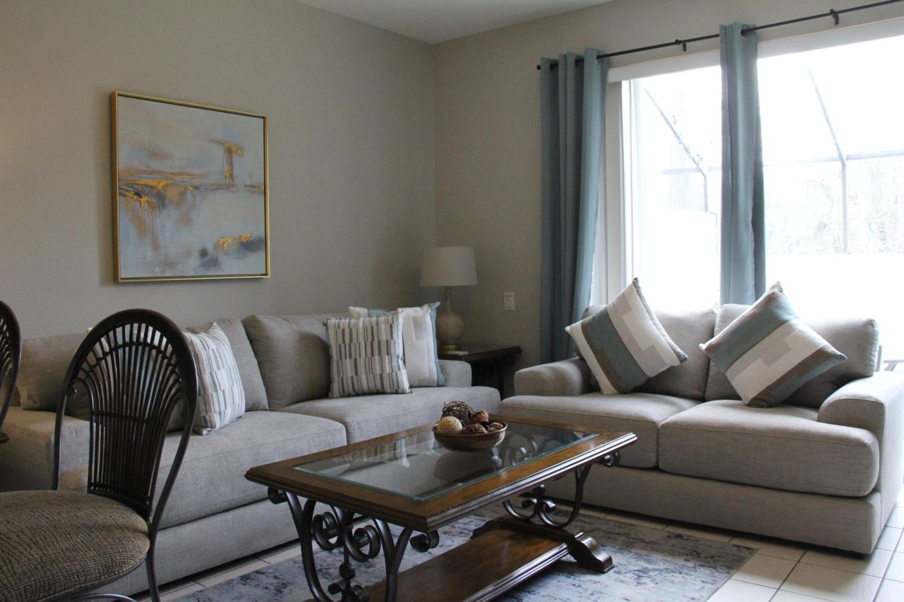 Veteran Owned 3bdr/3 bath Townhouse w/WiFi 3mi to Disney - Winter/Spring Specials view 5