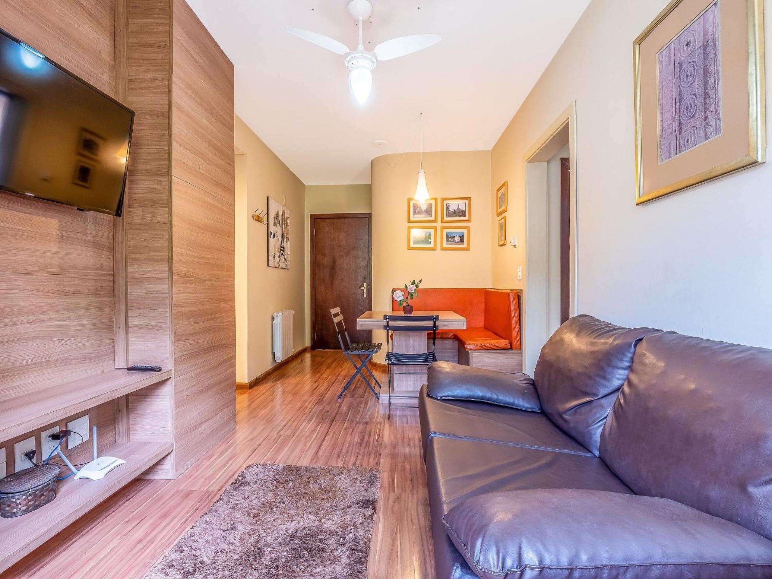 Rosenfeld 102 - Apto Gramado, próximo lago Negro
