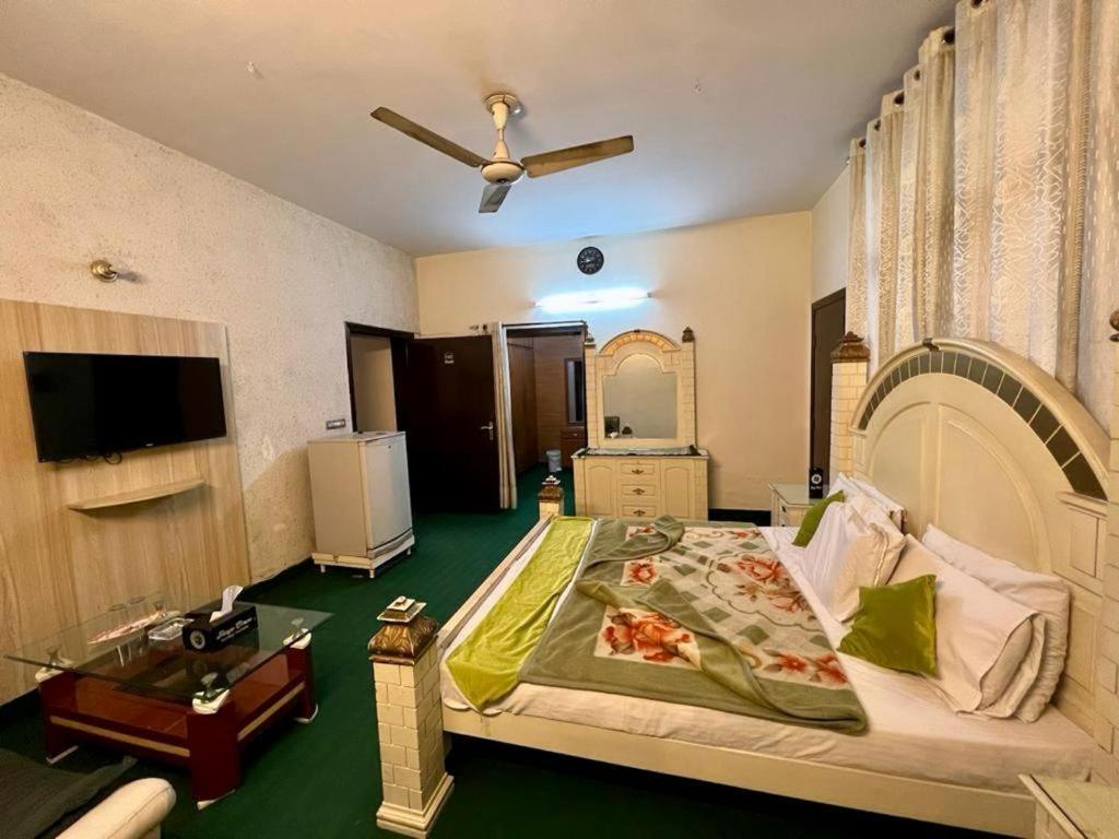 Photo 37
