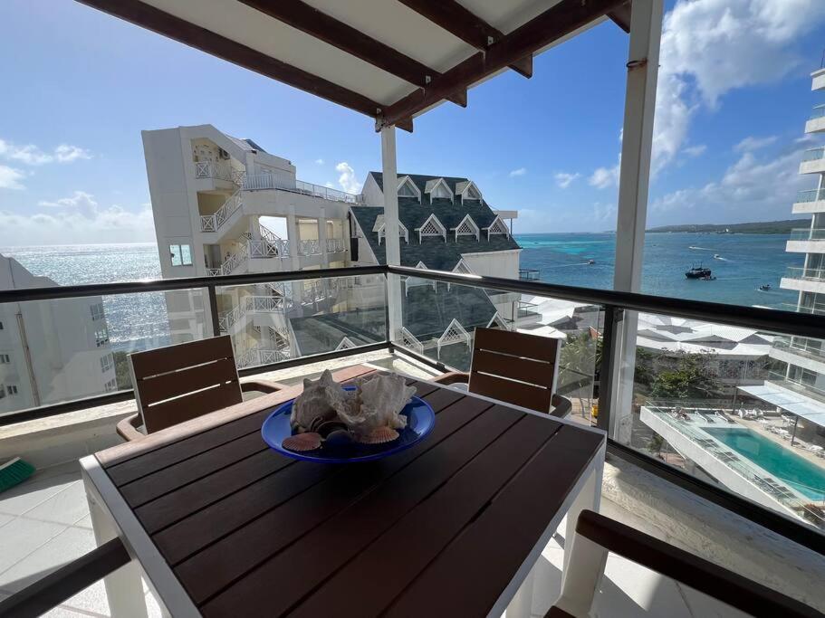Apartamentos Bay Point By Caribe Relax