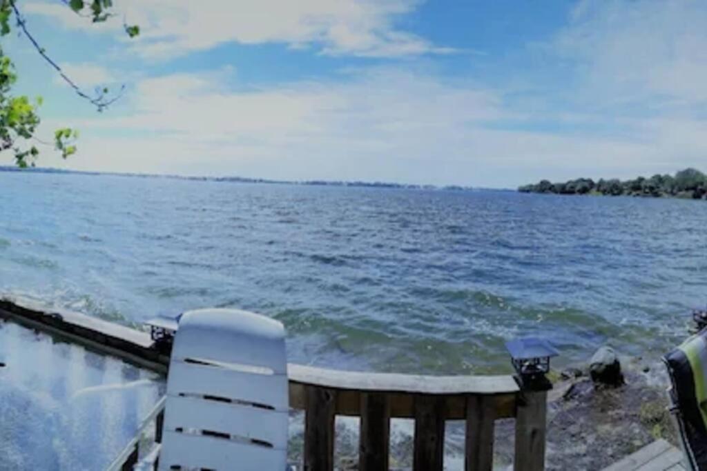 West Lake Waterfront Swimming - Free Pontoon Boat!