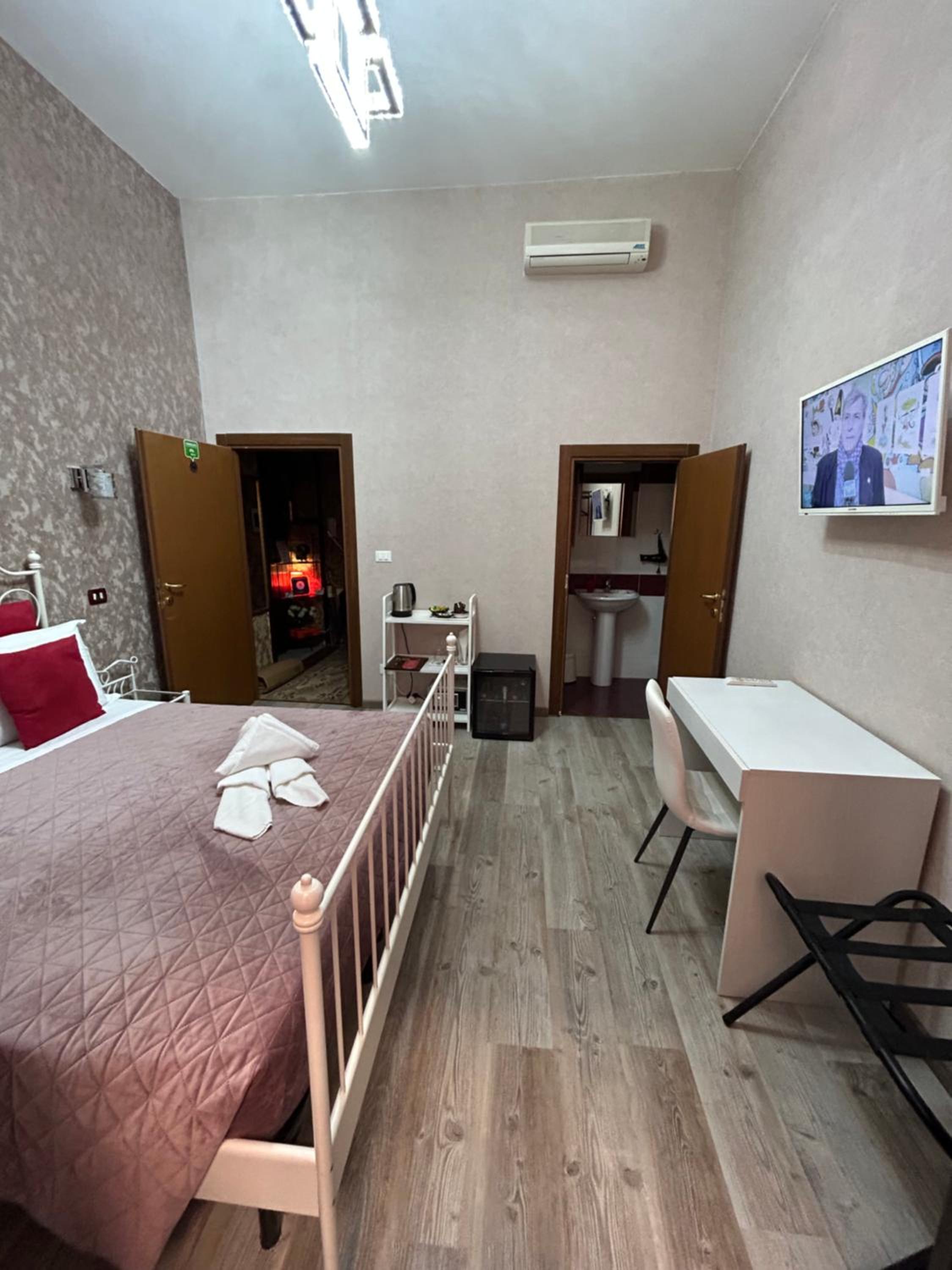 Vanella Rome Domus