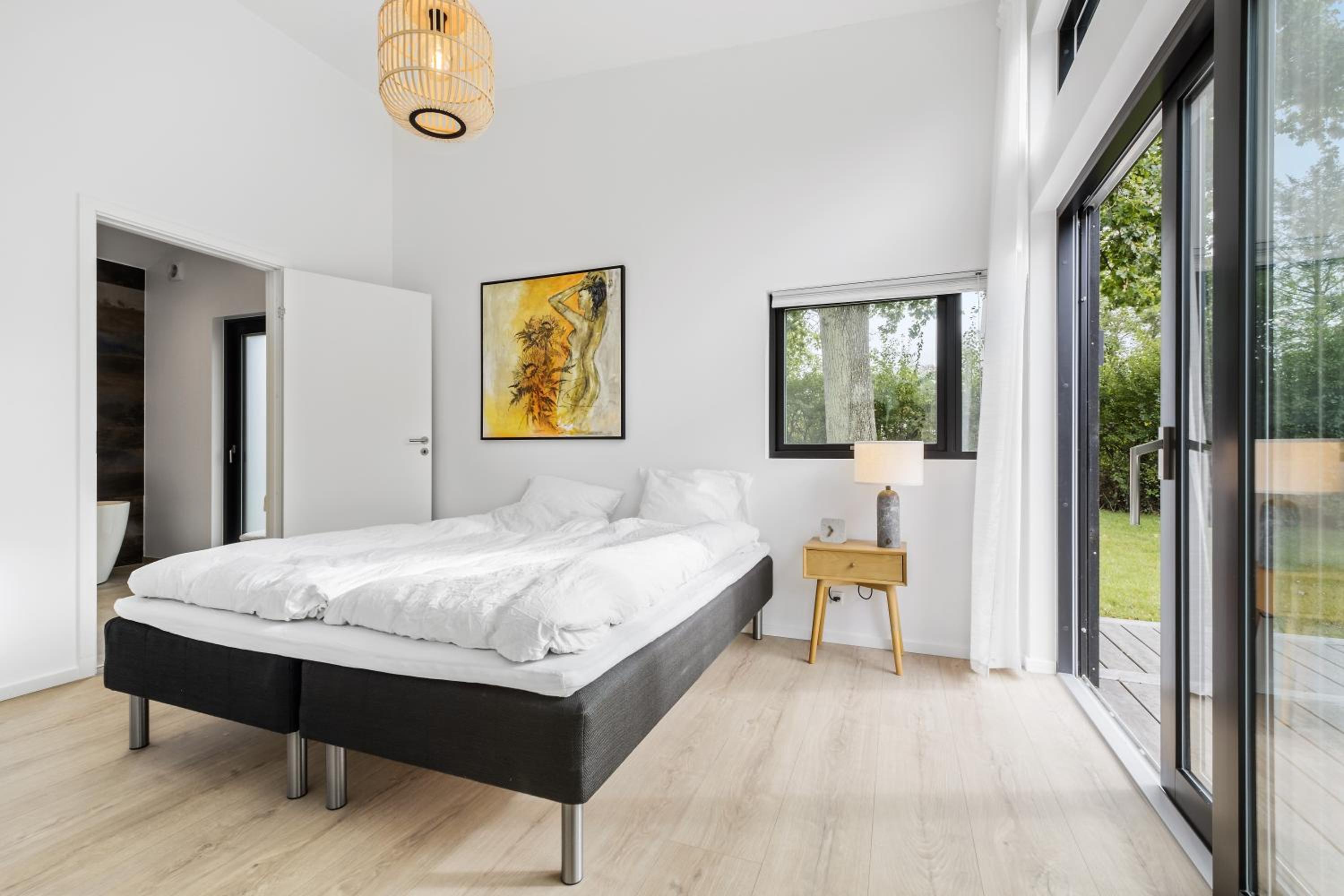 New retreat! Tucked away in peaceful surroundings