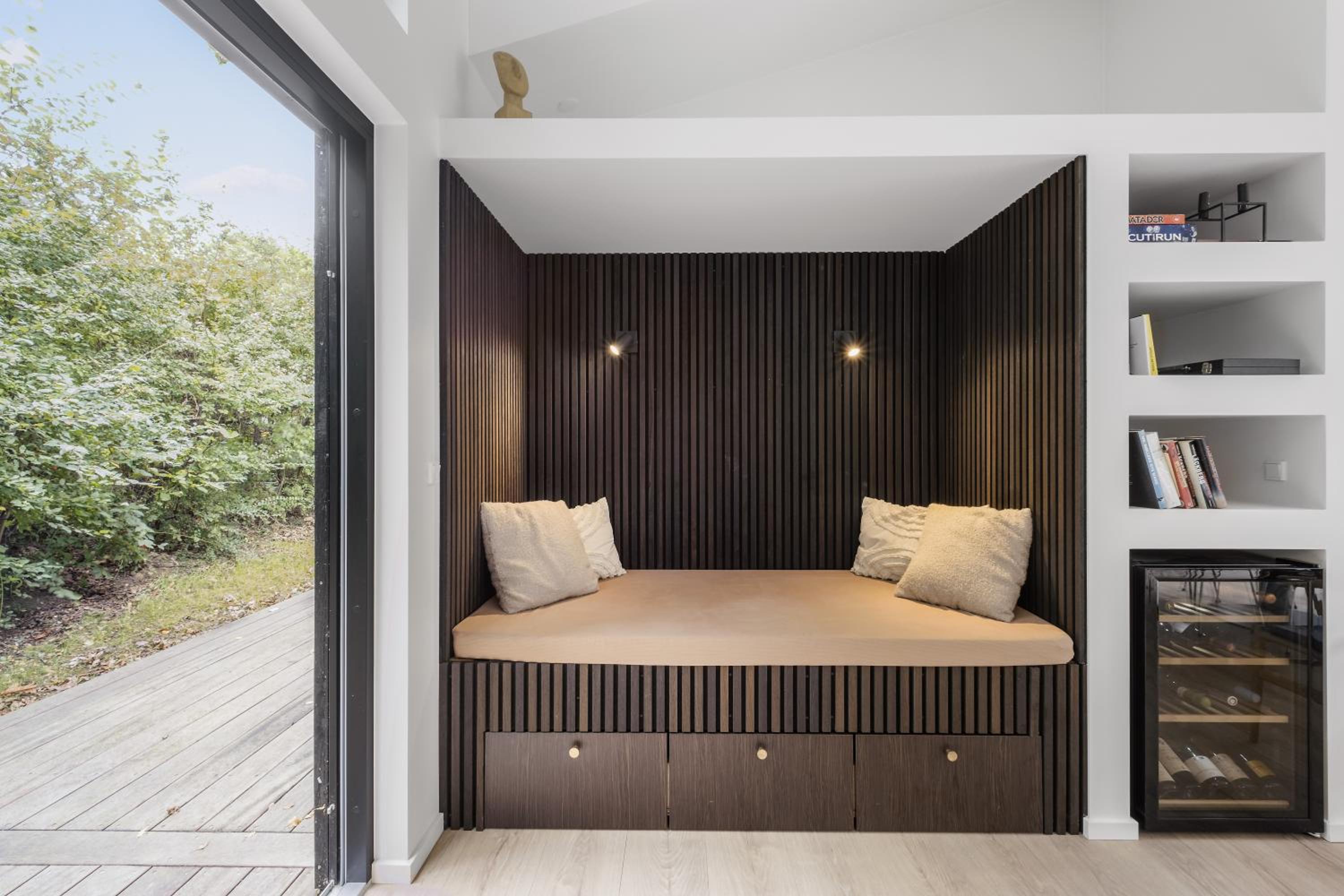 New retreat! Tucked away in peaceful surroundings