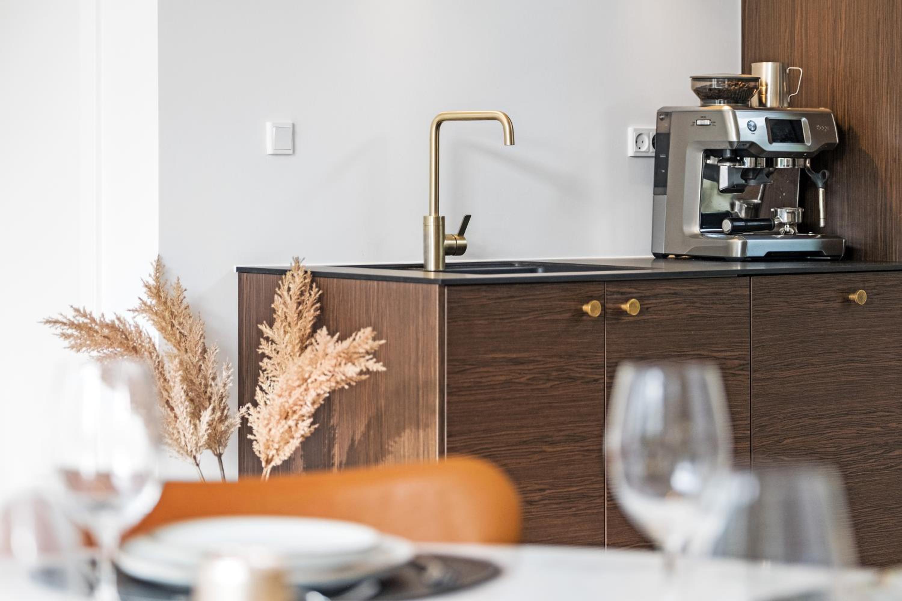 New retreat! Tucked away in peaceful surroundings