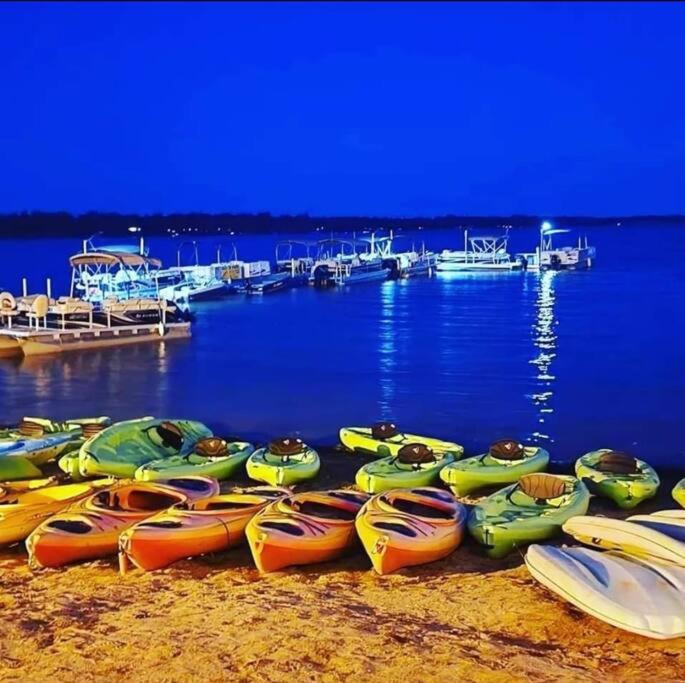 Westlake Dunes View Beach-FREE Pontoon Boat Rental