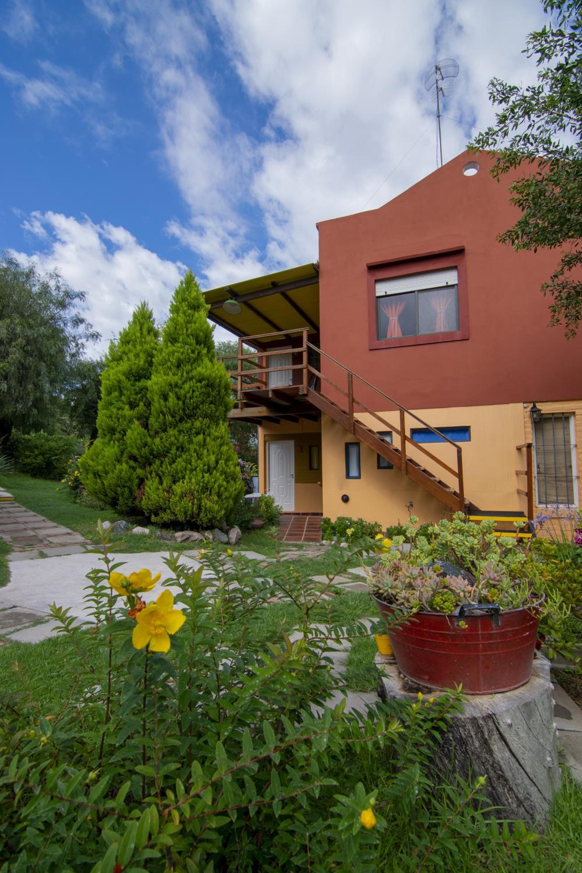 Hotel El Viejo Algarrobo - Hosteria Serrana - Image 1