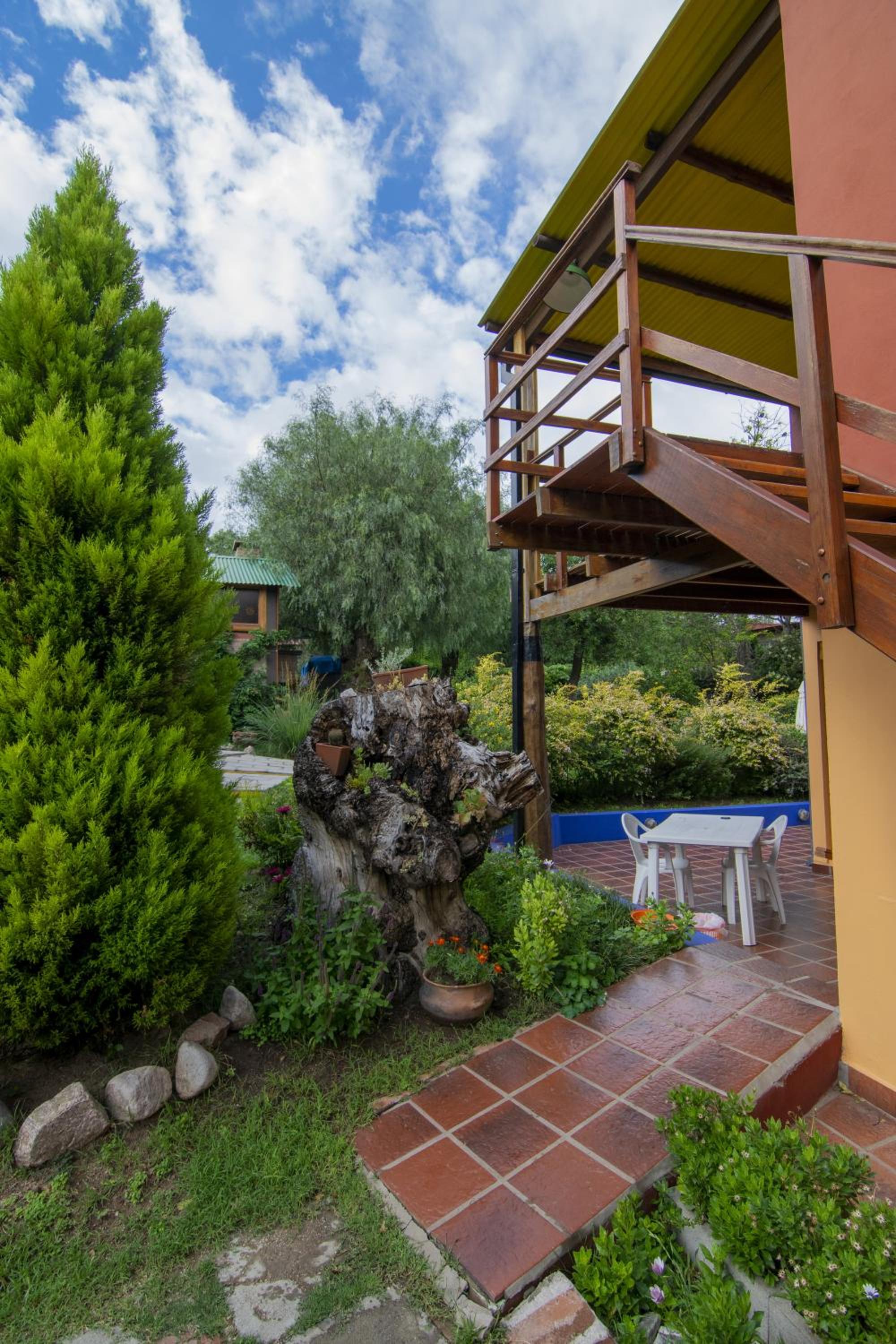 El Viejo Algarrobo - Hosteria Serrana