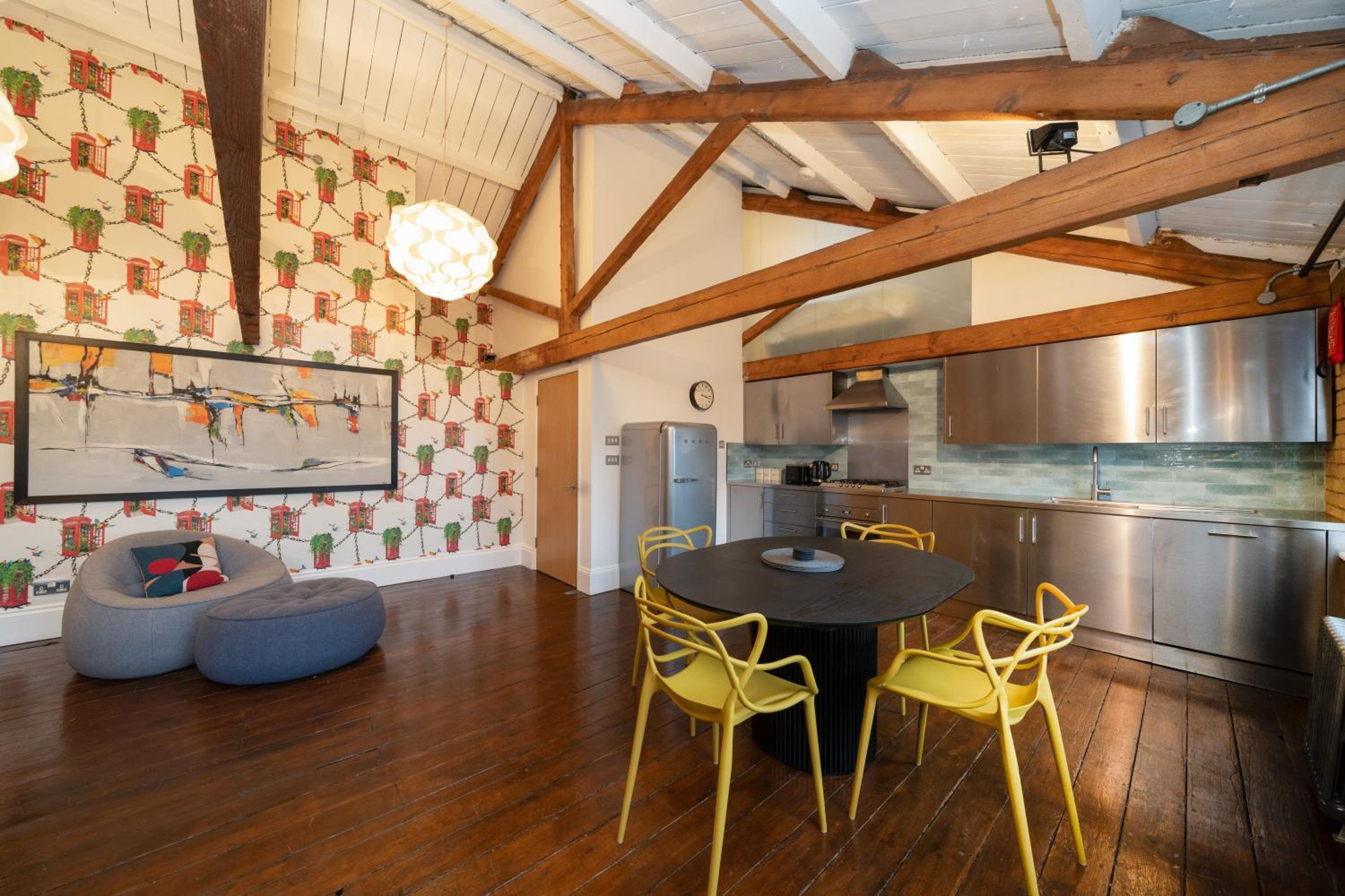 Crashpads Shoreditch Apartments - The Club Row Collection