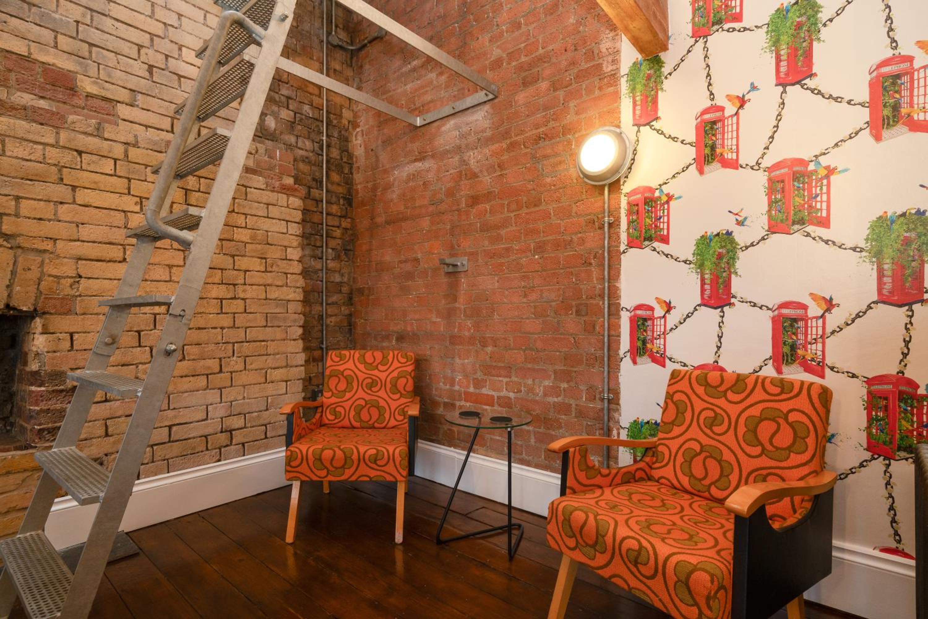 Crashpads Shoreditch Apartments - The Club Row Collection