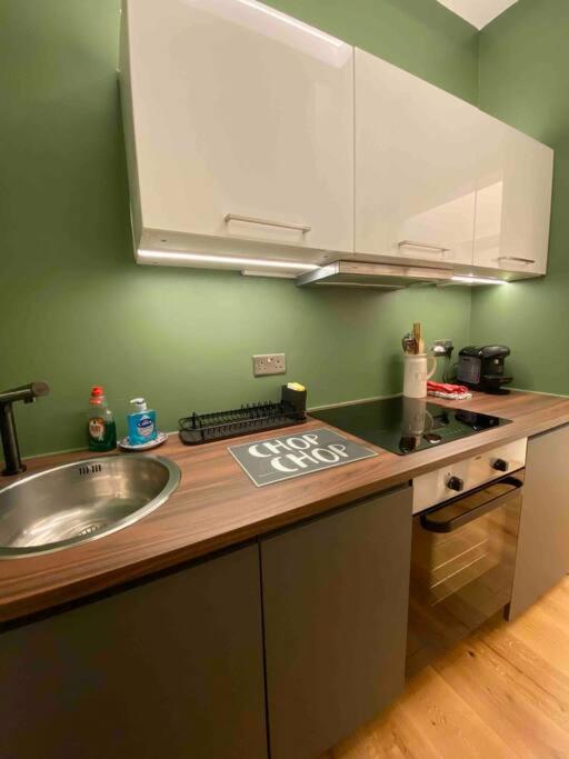 Interior Designed Flat near Kew Botanical Gardens