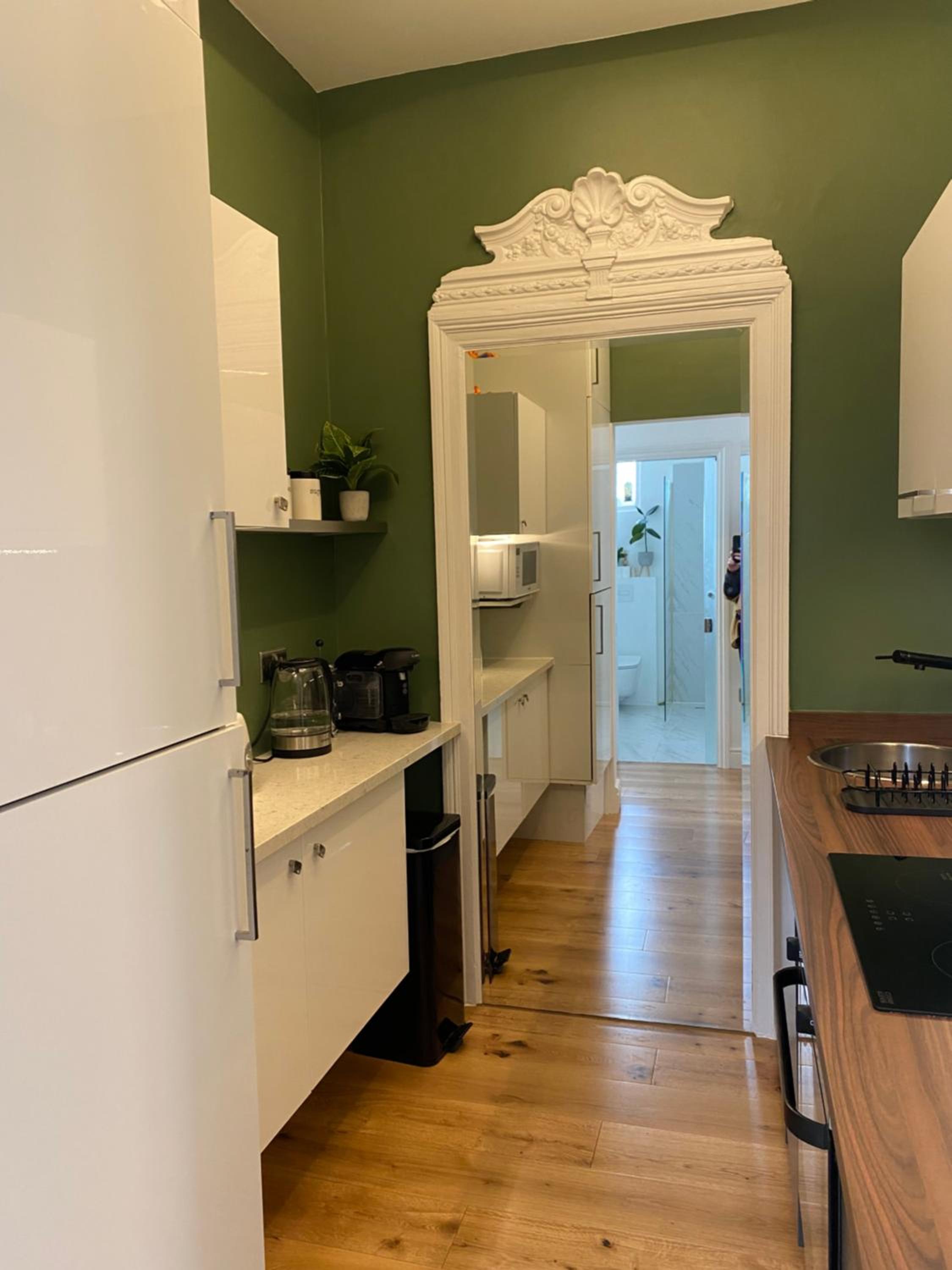 Interior Designed Flat near Kew Botanical Gardens
