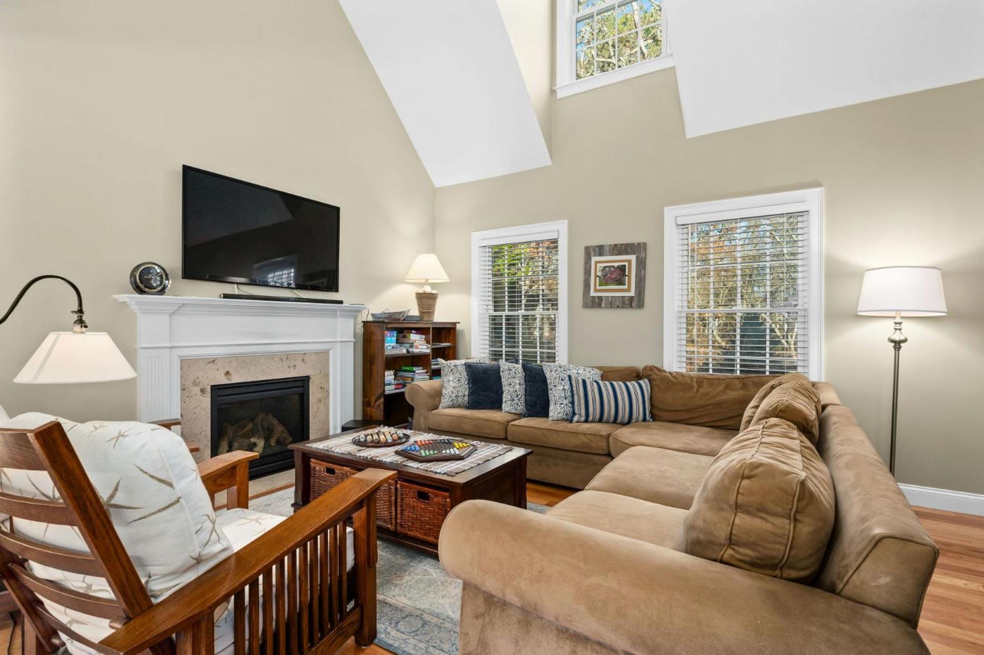 195 Long Pond Drive Harwich Cape Cod - Cape Time