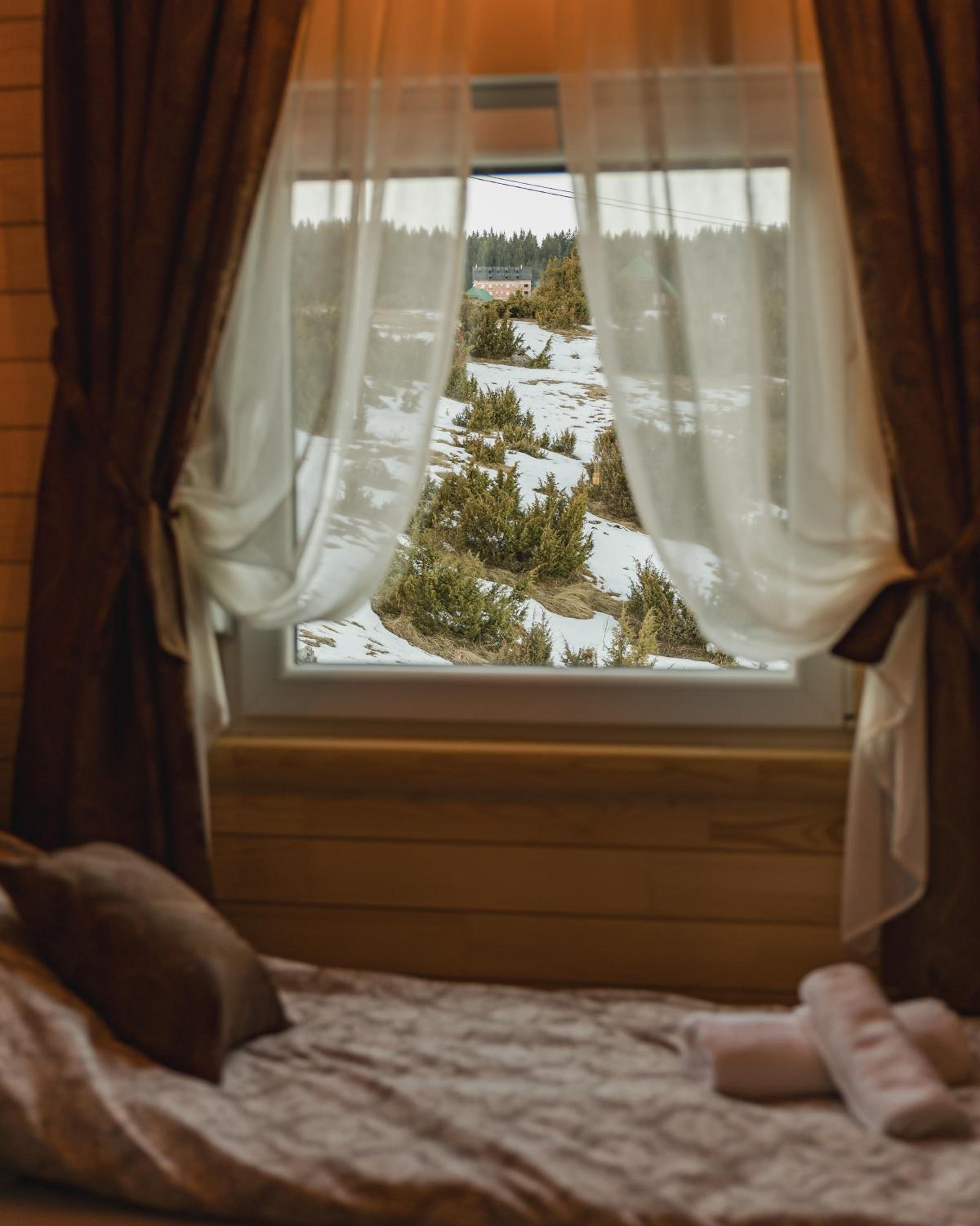 Mountain house Ivanovic view 5