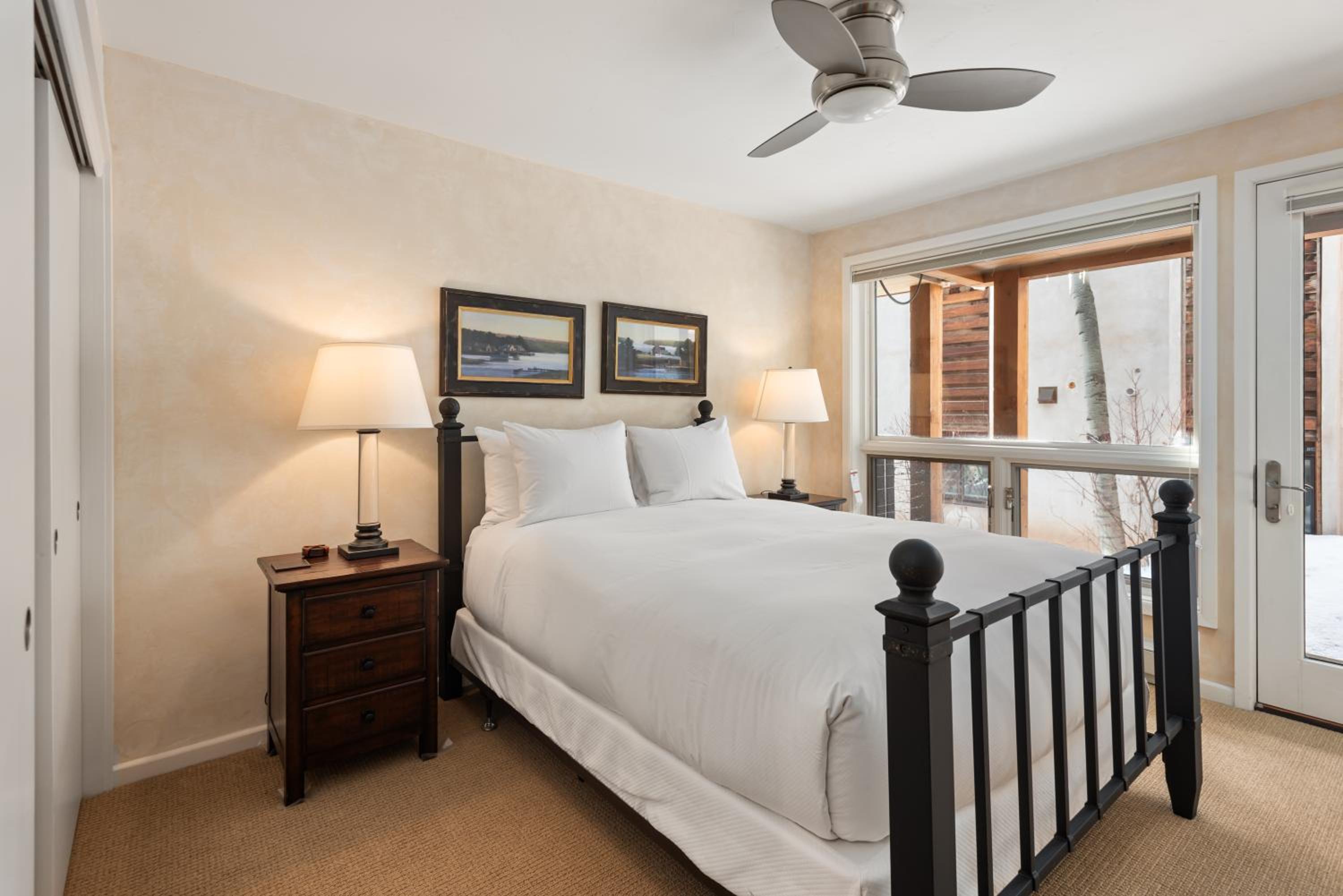 Spring Street Unit 629, 2BR Condo w/ Mountain Views and Door Step Access to Shops & Restaurants view 4