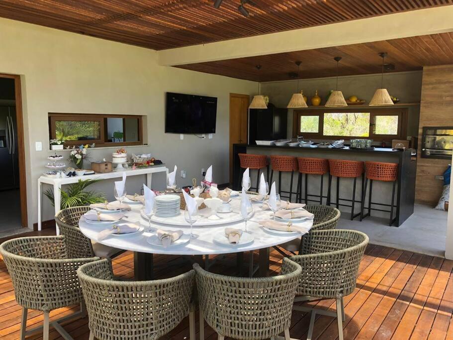 Casa Garden - Praia do Forte - 5 suítes com serviço de diarista incluso