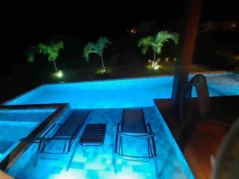 Casa Garden - Praia do Forte - 5 suítes com serviço de diarista incluso