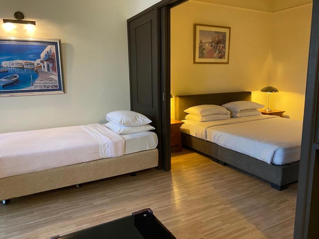 Quill Residence Service Suites By Low