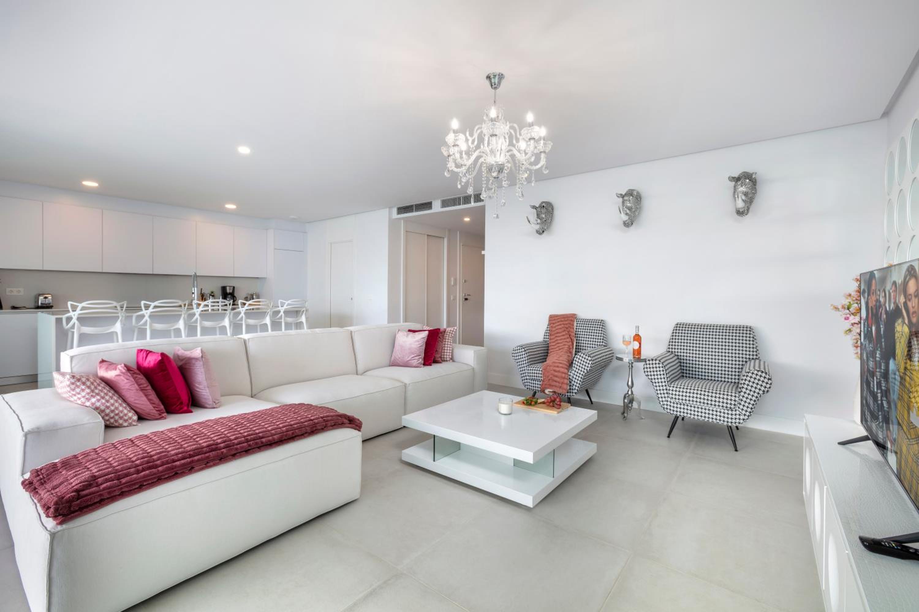 Marbella Vacations - The White House Marbella - Property Image 38