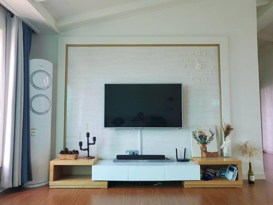 Aewol Gwangryeong House view 3