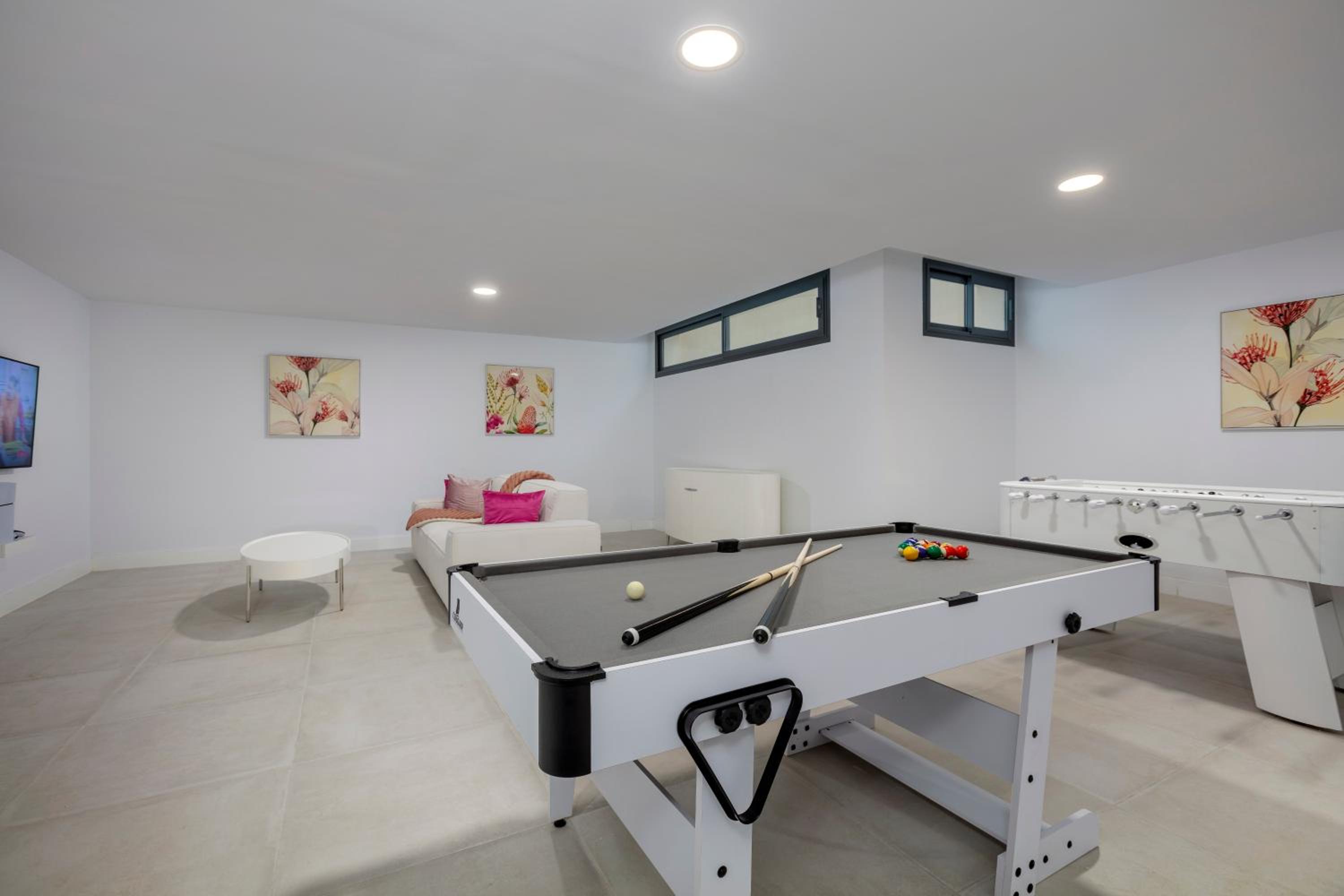 Marbella Vacations - The White House Marbella - Property Image 16