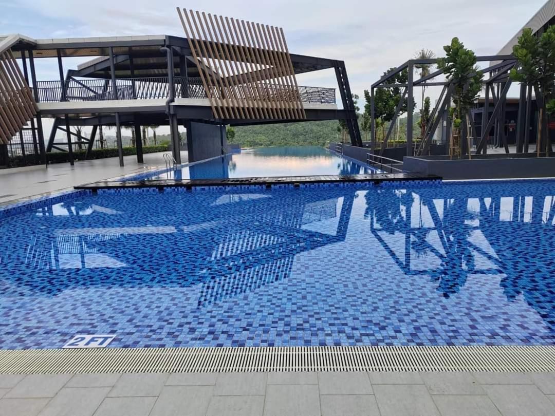 NurAz Residensi Adelia2, Bangi Avenue, Free wifi, Pool photo 1