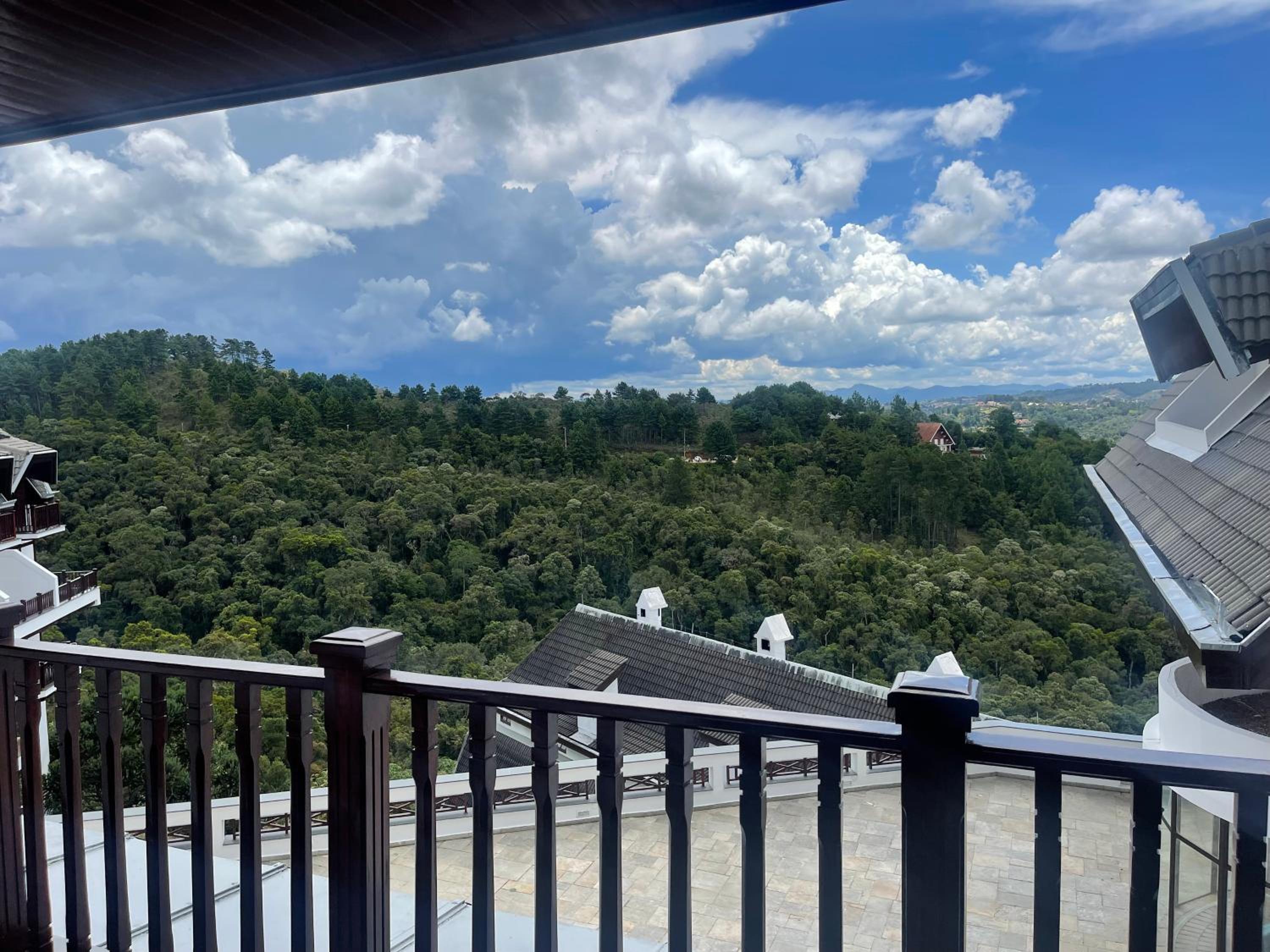 Home Green Home 101 - Um Castelo na Montanha com linda vista
